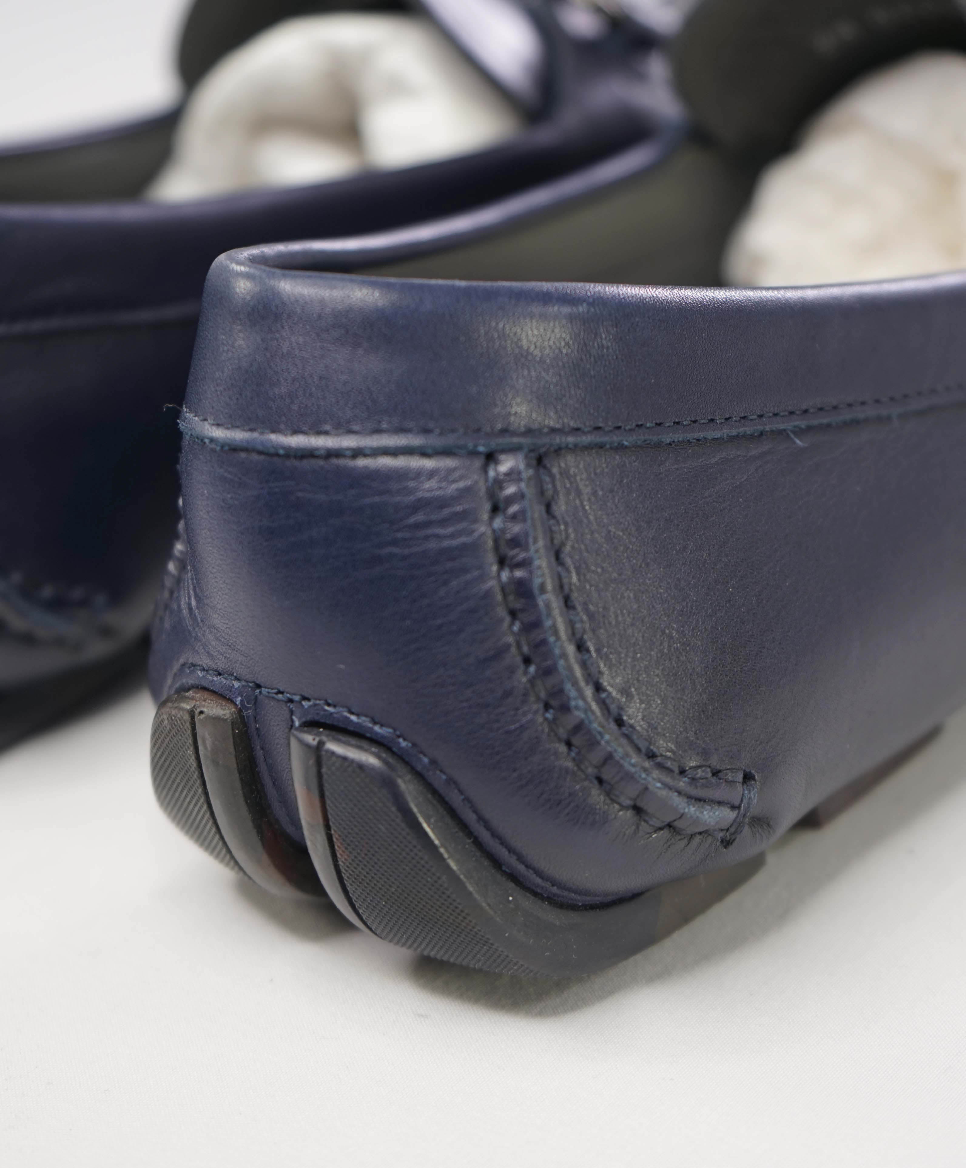 $795 SALVATORE FERRAGAMO - Smooth Navy Leather Parigi Slip On Loafers - 9.5 D