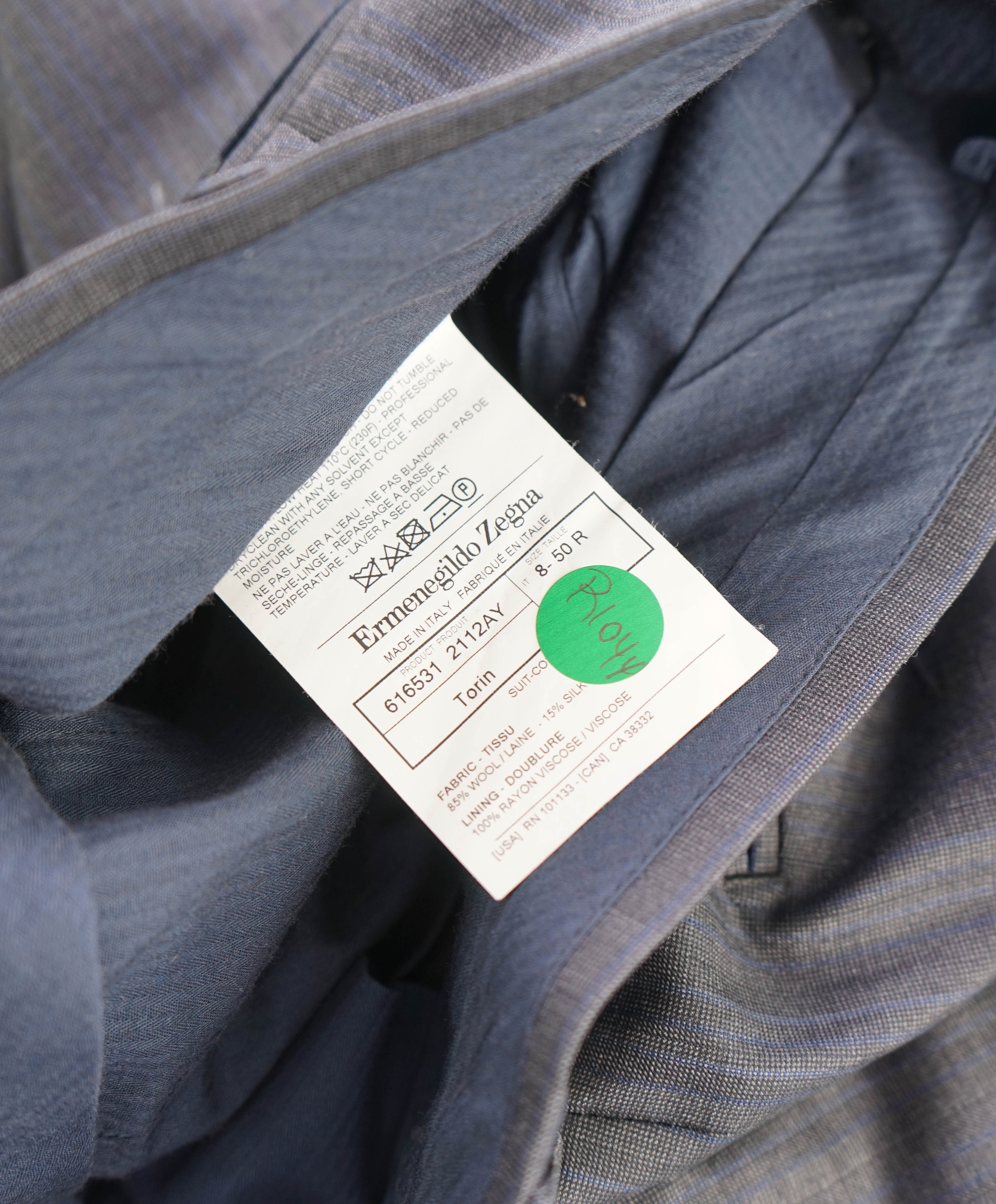 $795 ERMENEGILDO ZEGNA -"TROFEO 600" Gray Textured Pants - 34W