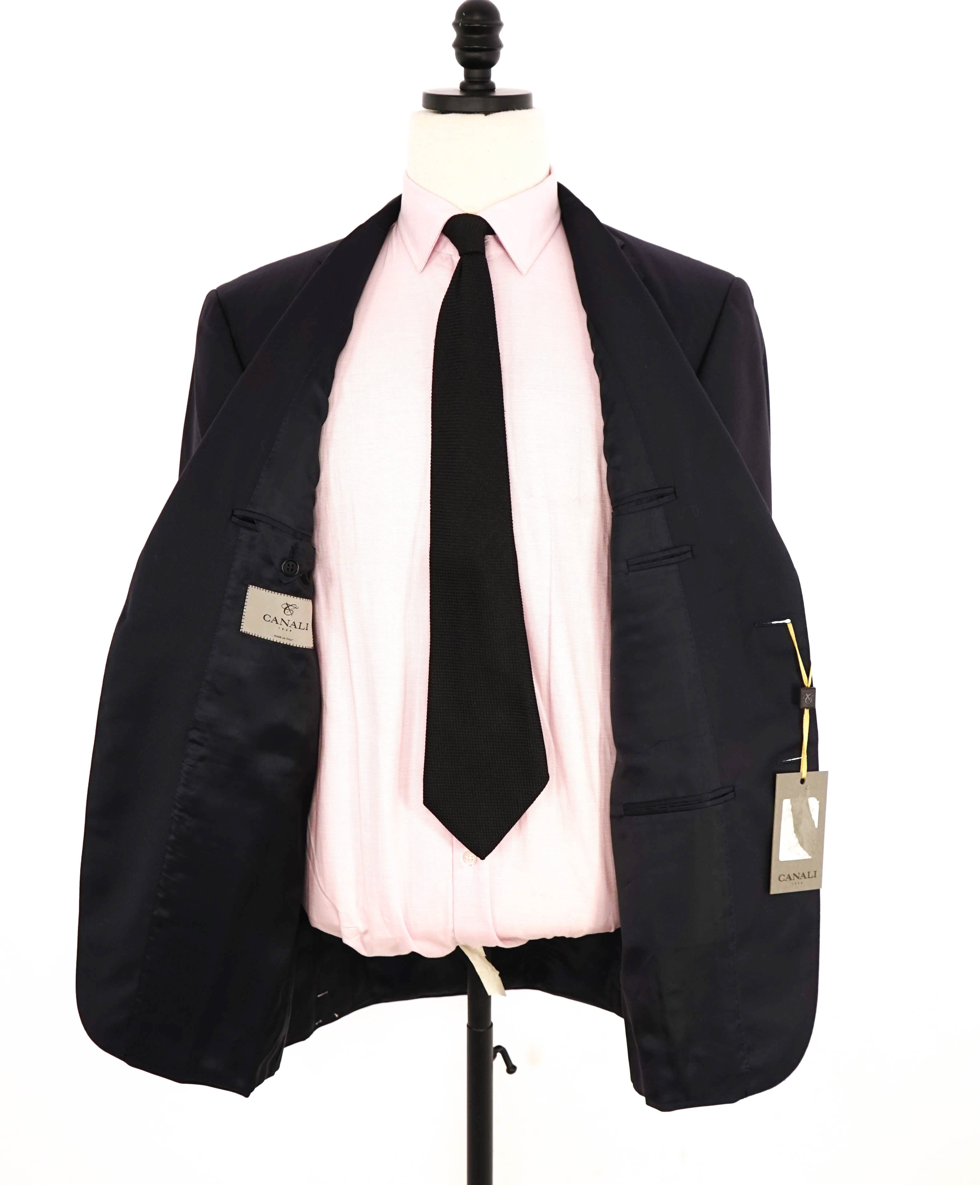 $1,795 CANALI - *CLOSET STAPLE* Solid Navy Blue Notch Lapel Blazer - 42R US