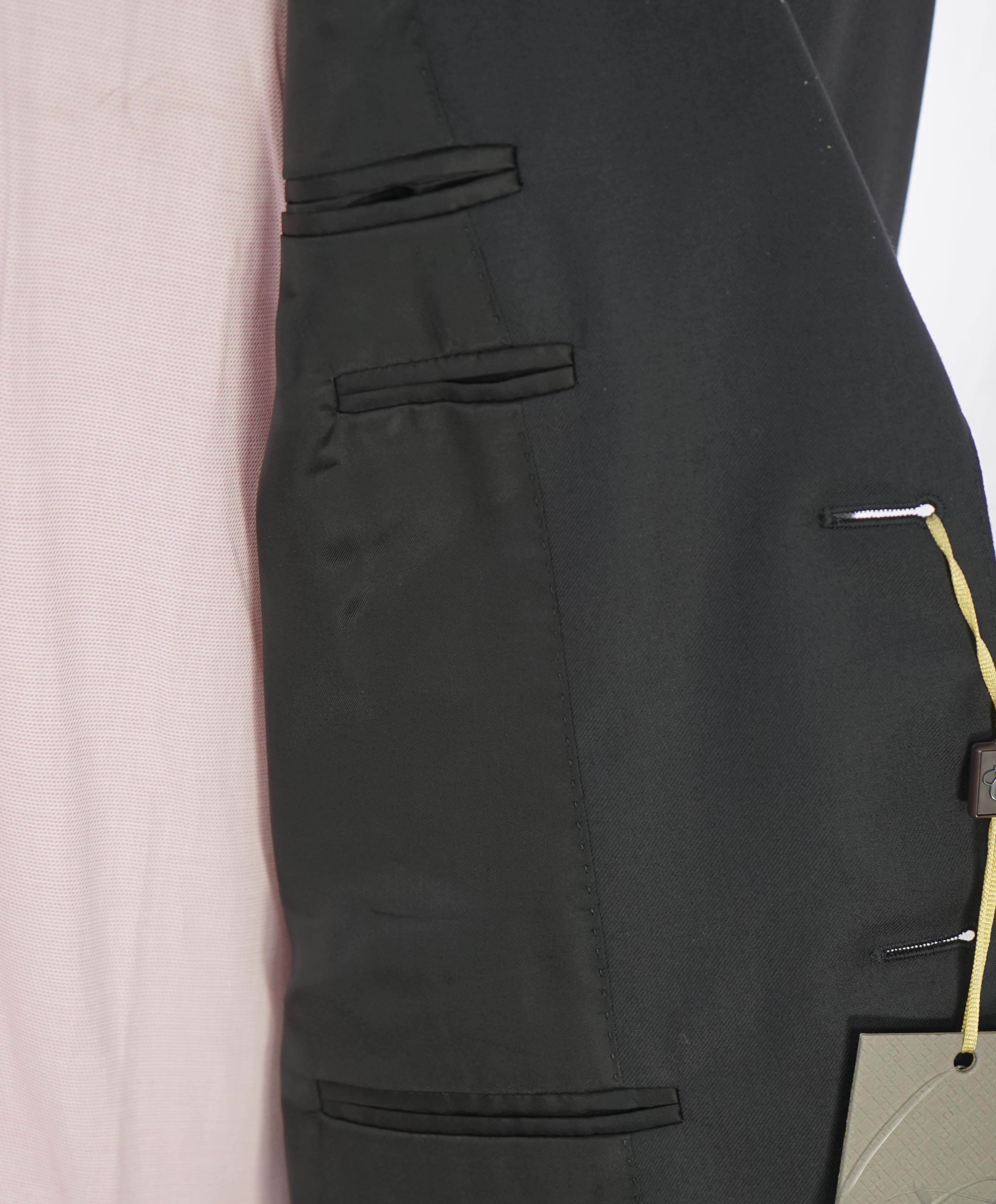 $1,795 CANALI - Black Solid Notch Lapel 2-Btn Blazer - 38S US