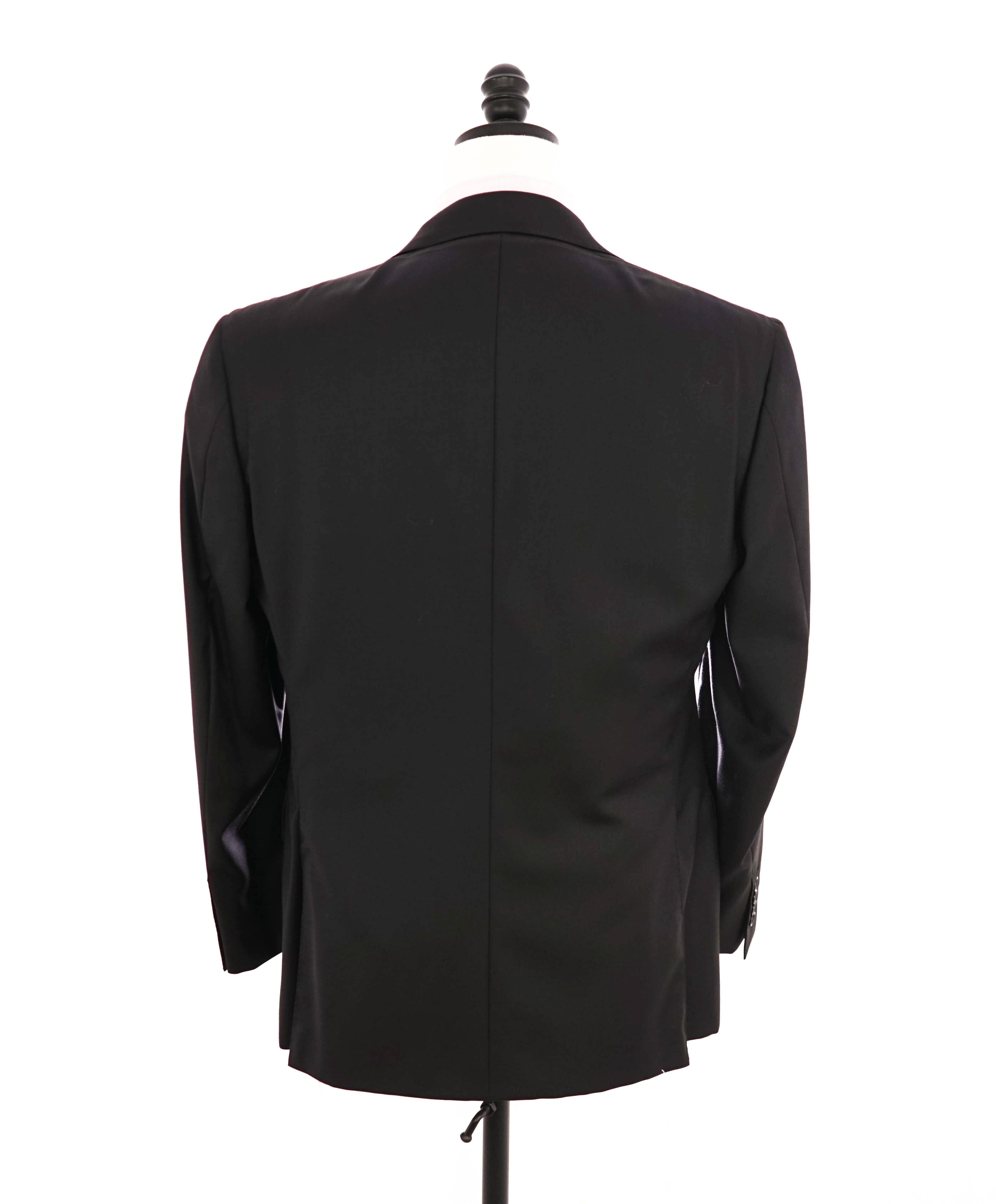 $1,795 CANALI - Black Solid Notch Lapel 2-Btn Blazer - 38S US