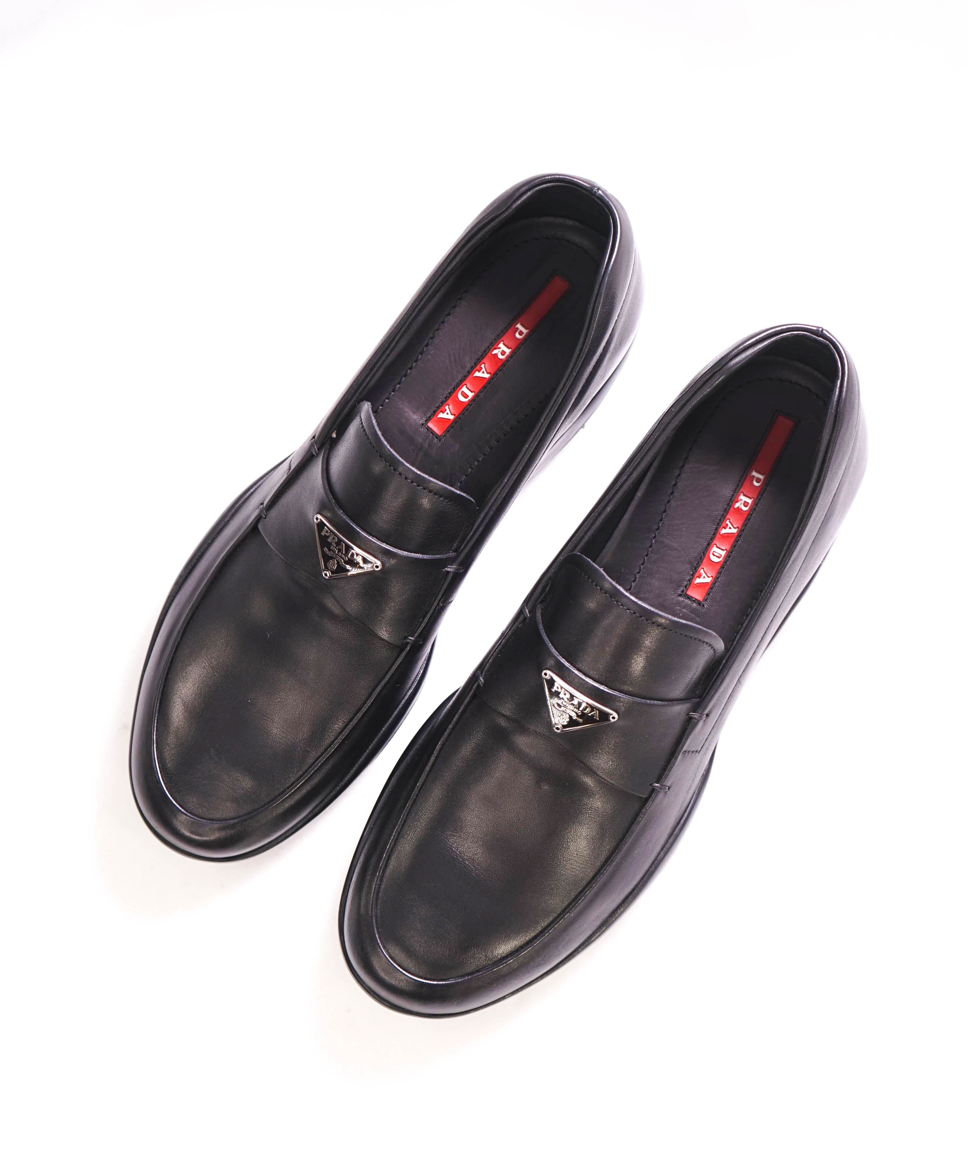 $850 PRADA - *LINEA ROSSA* Black Slip On Logo Vamp Loafer - 7.5 US (6.5 Prada)