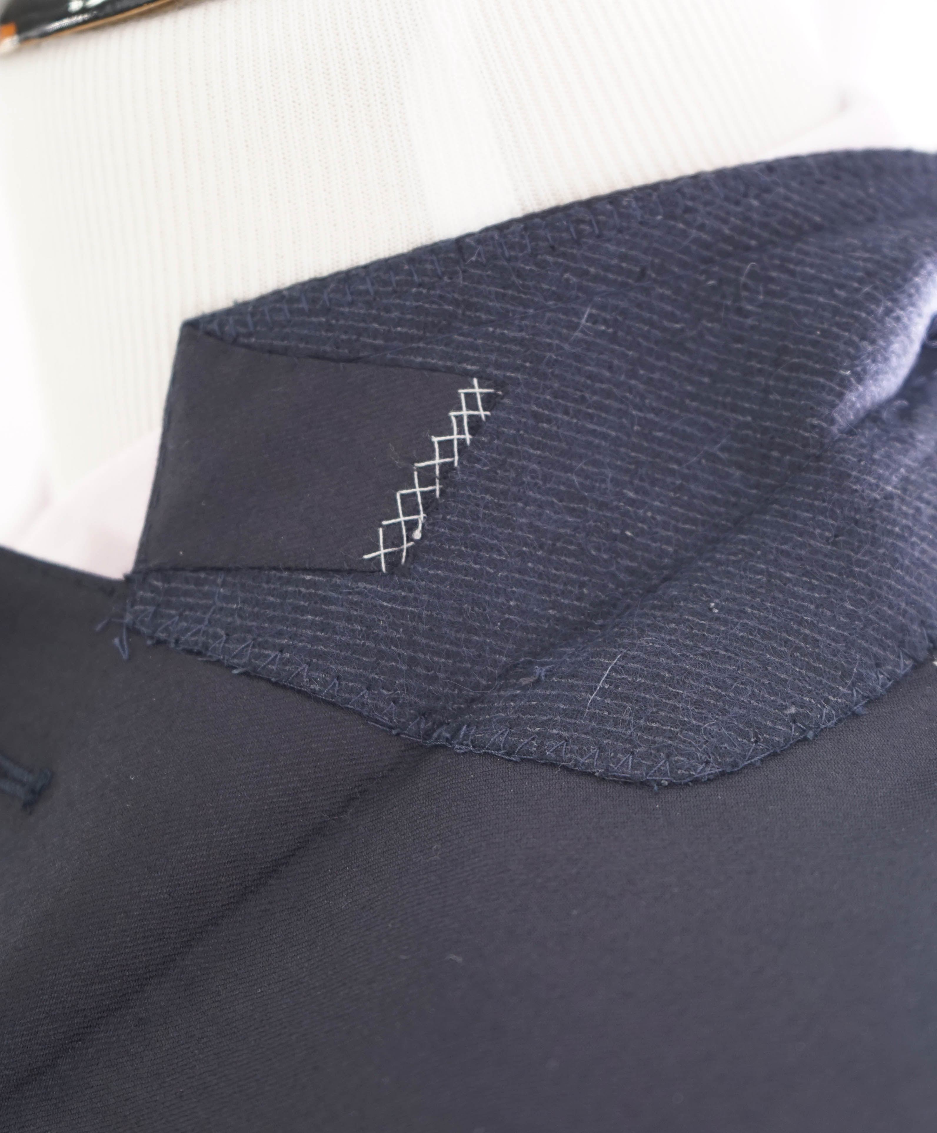 $3,995 ERMENEGILDO ZEGNA -"TROFEO" Navy CLOSET STAPLE Suit - 36R