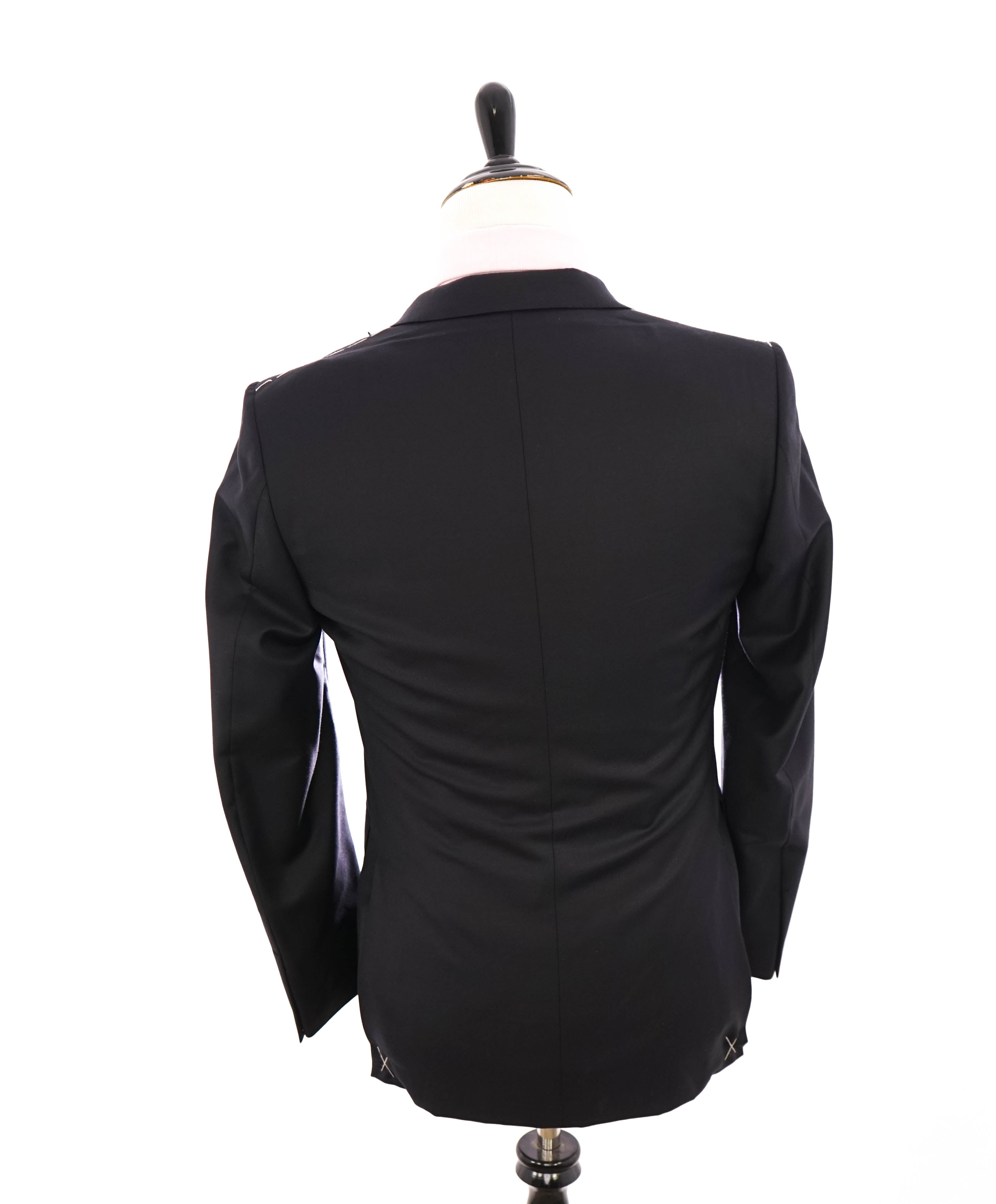 $3,995 ERMENEGILDO ZEGNA -"TROFEO" Navy CLOSET STAPLE Suit - 36R