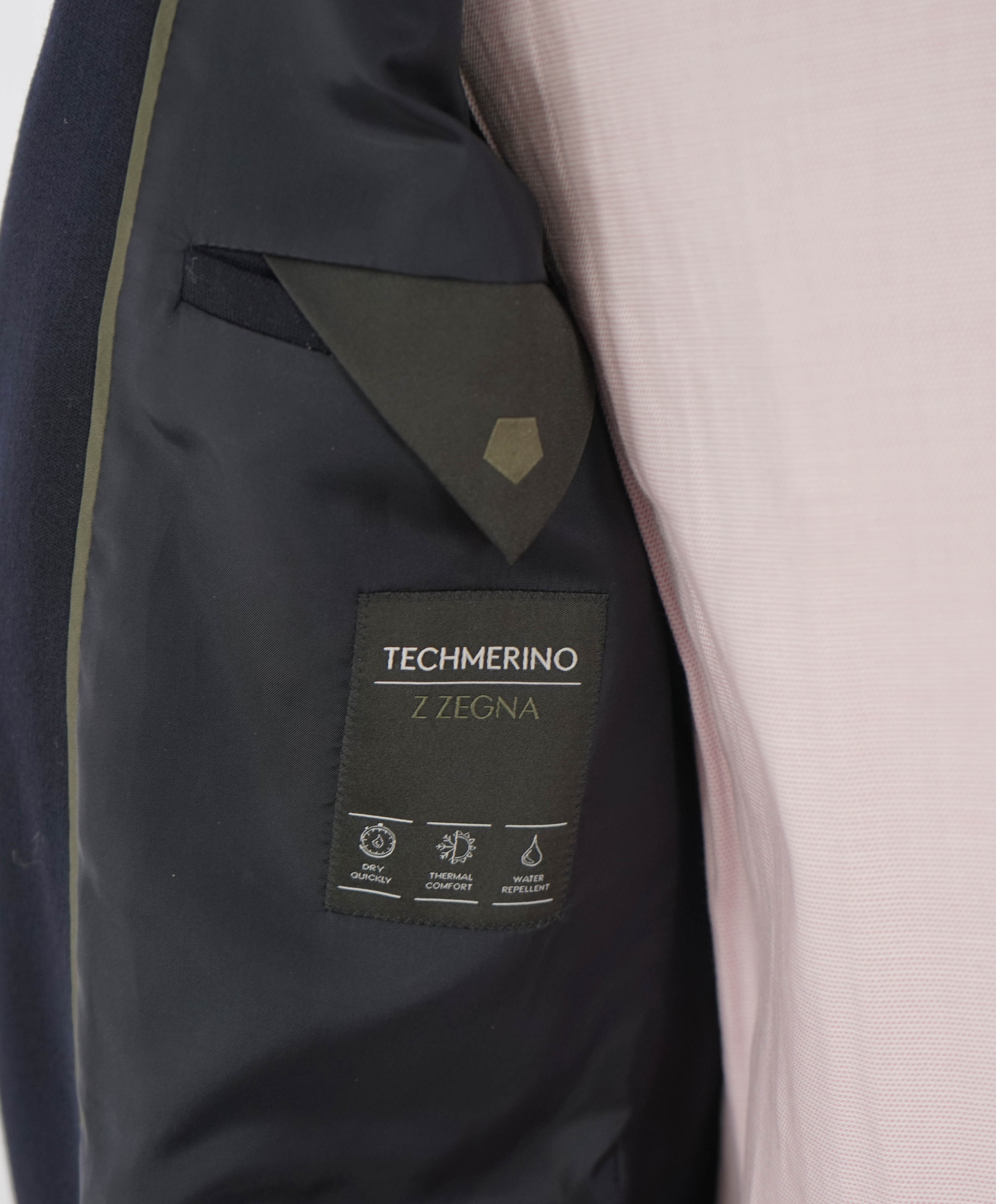 $1,095 Z ZEGNA - *TECHMERINO* Pure Wool Navy Performance Blazer - 40R