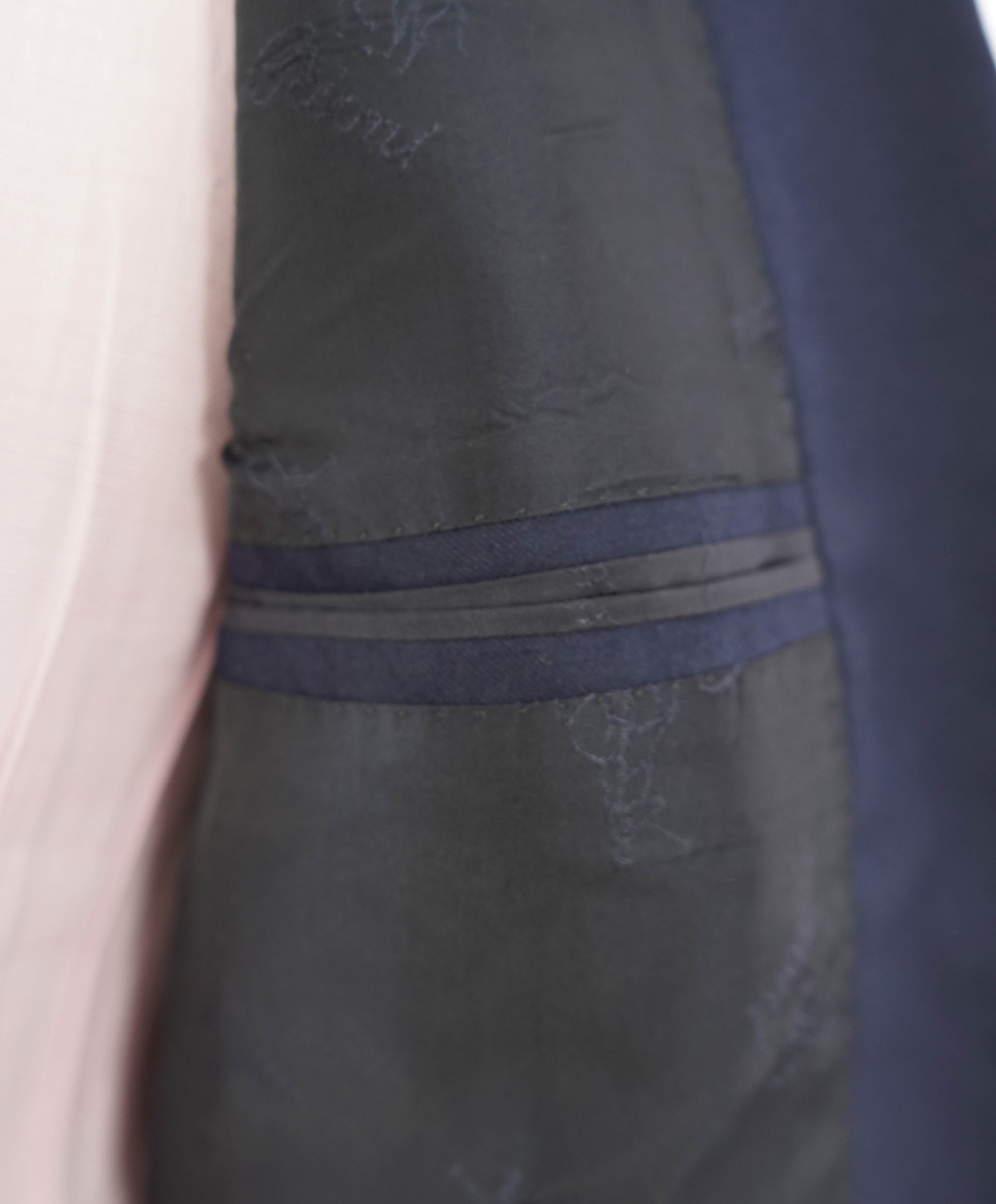 $4,800 BRIONI - NAVY 2-Button Hand Made Italy Blazer- 42R US