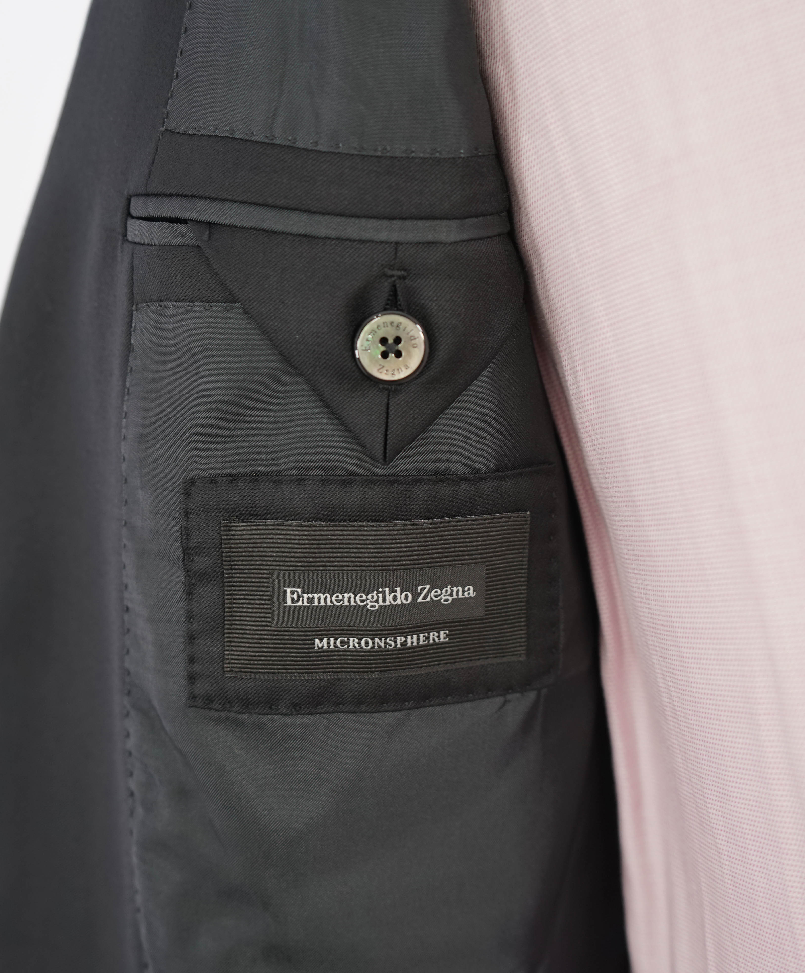 $3,250 ERMENEGILDO ZEGNA - "MICRONSPHERE" *Closet Staple* Black Suit - 44R 35W