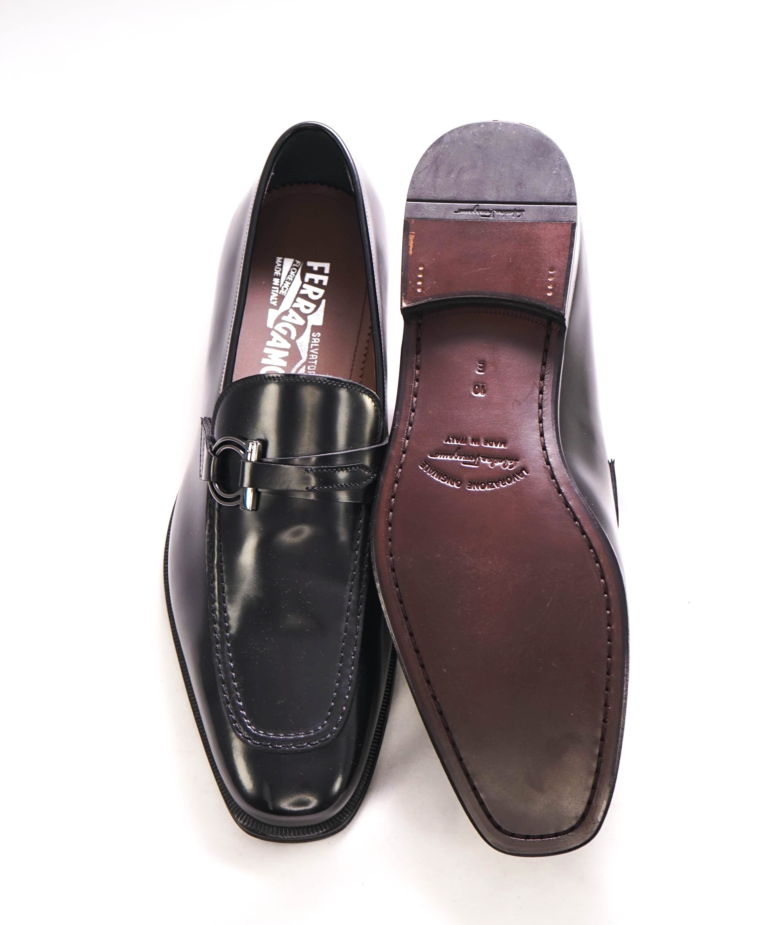 $850 SALVATORE FERRAGAMO - Gancini Bit Loafer Black Leather - 10 E US