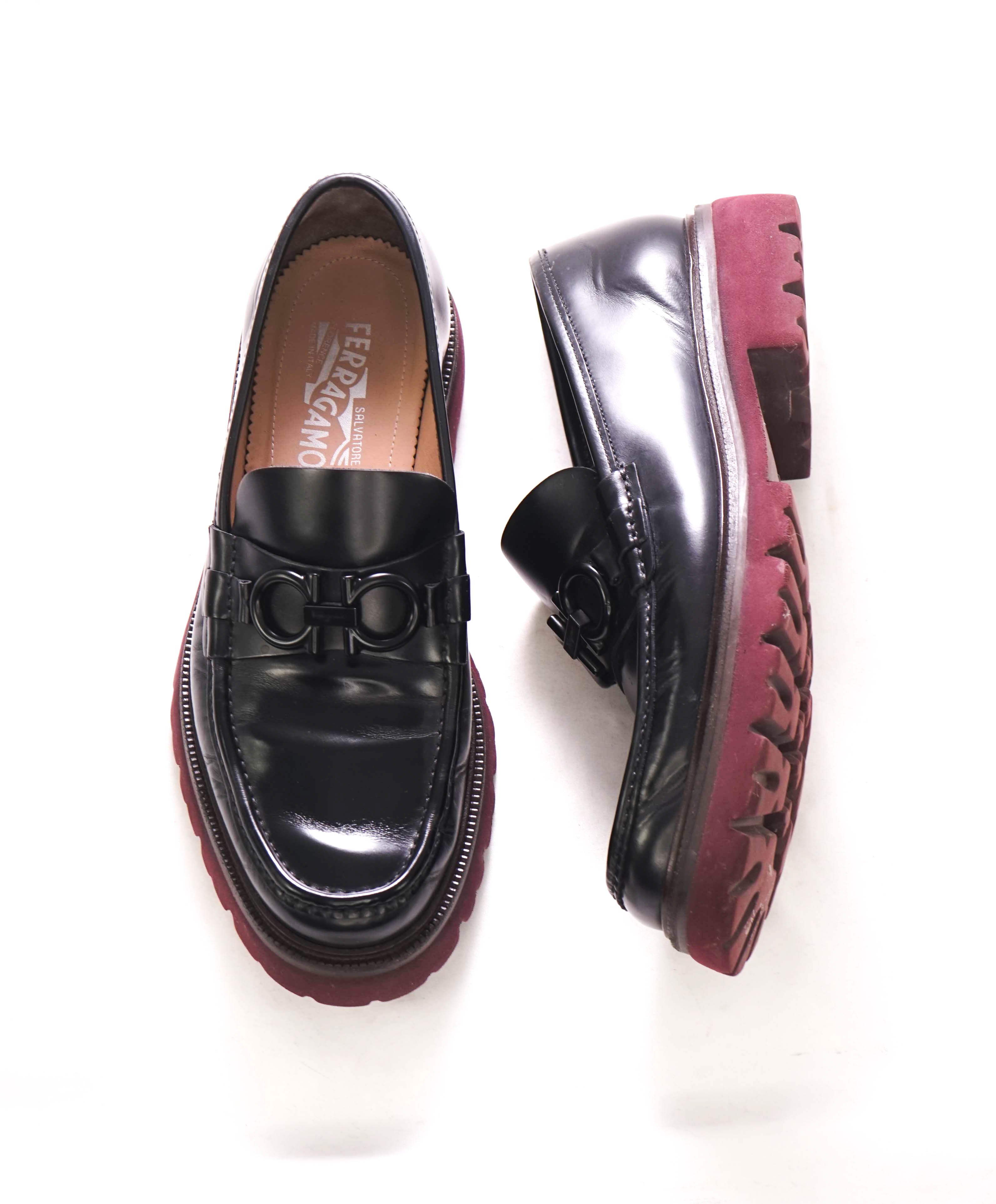 $930 SALVATORE FERRAGAMO - *BLEEKER* Black Leather Lug Sole Loafer - 9.5 EE US