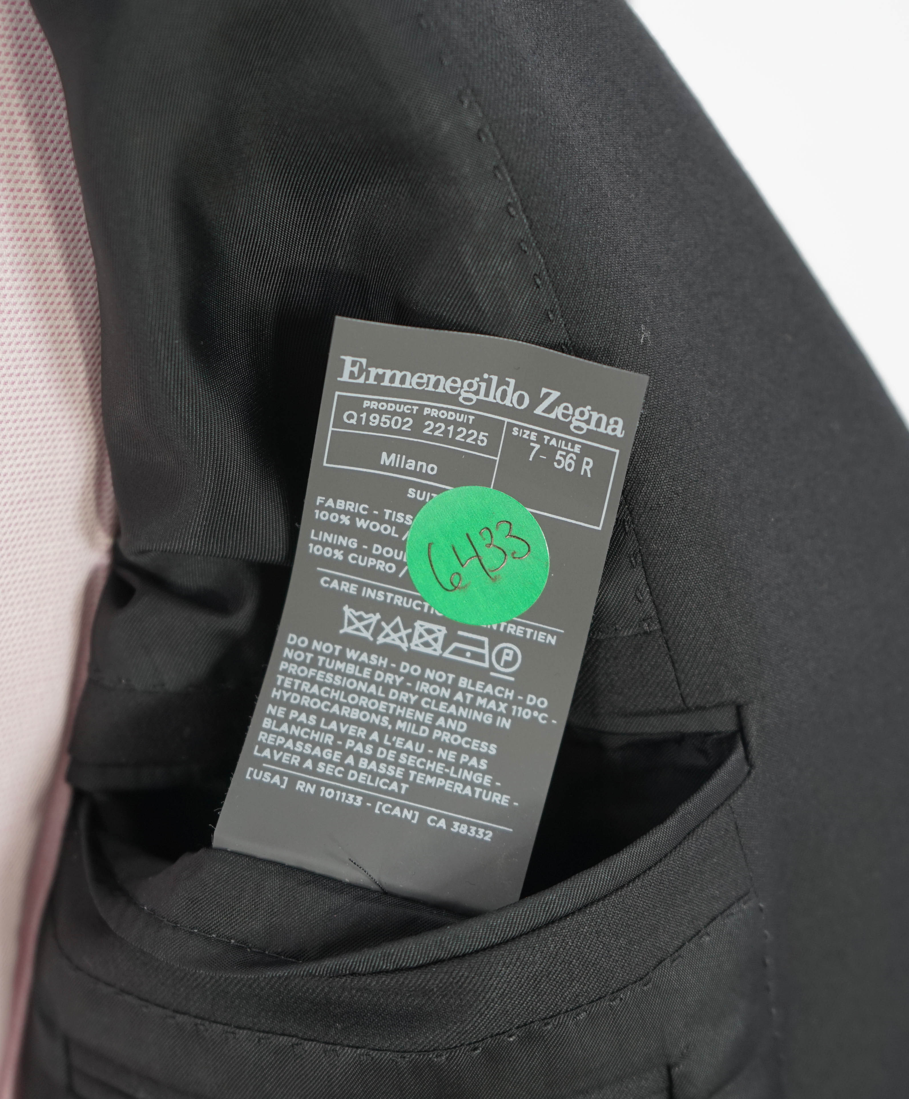 $3,995 ERMENEGILDO ZEGNA -"TROFEO" MILANO Black CLOSET STAPLE Suit - 46R