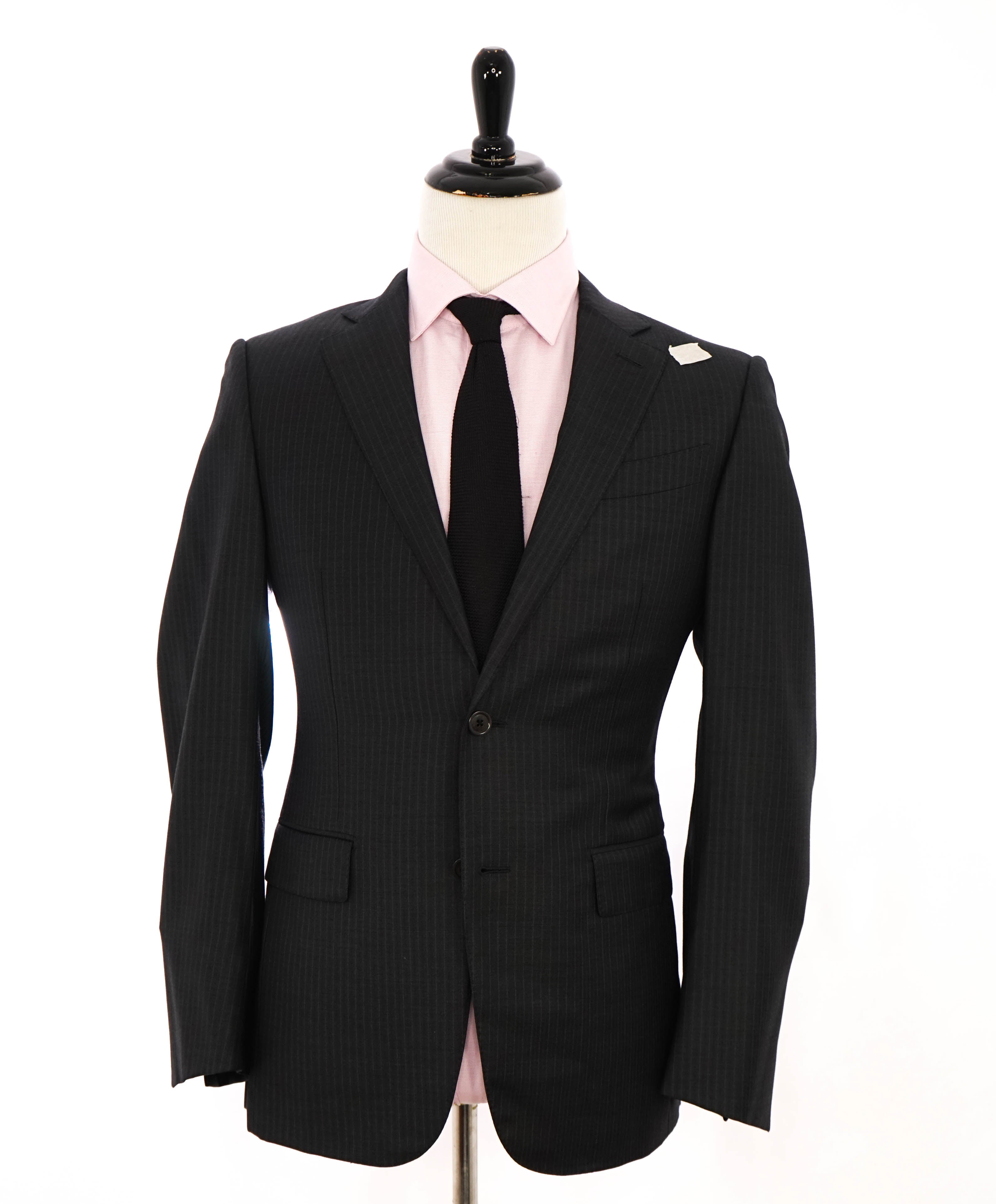 $3,695 ERMENEGILDO ZEGNA -“ACHILLFARM" SILK Gray Texture Suit - 38R