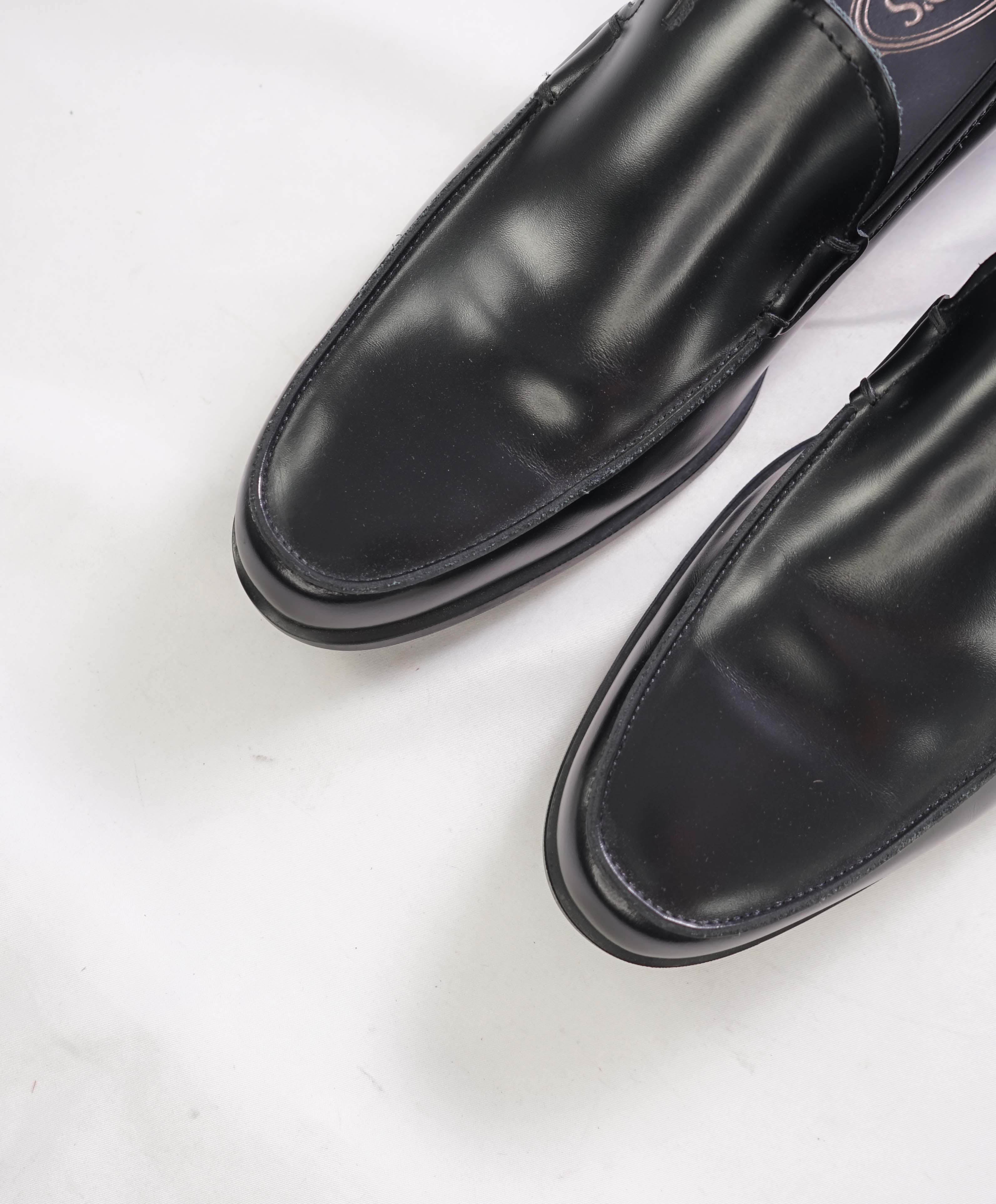 TOD’S - “Boston” Black Logo Embossed Smooth Vamp Loafers - 11 US (10 Tod's)