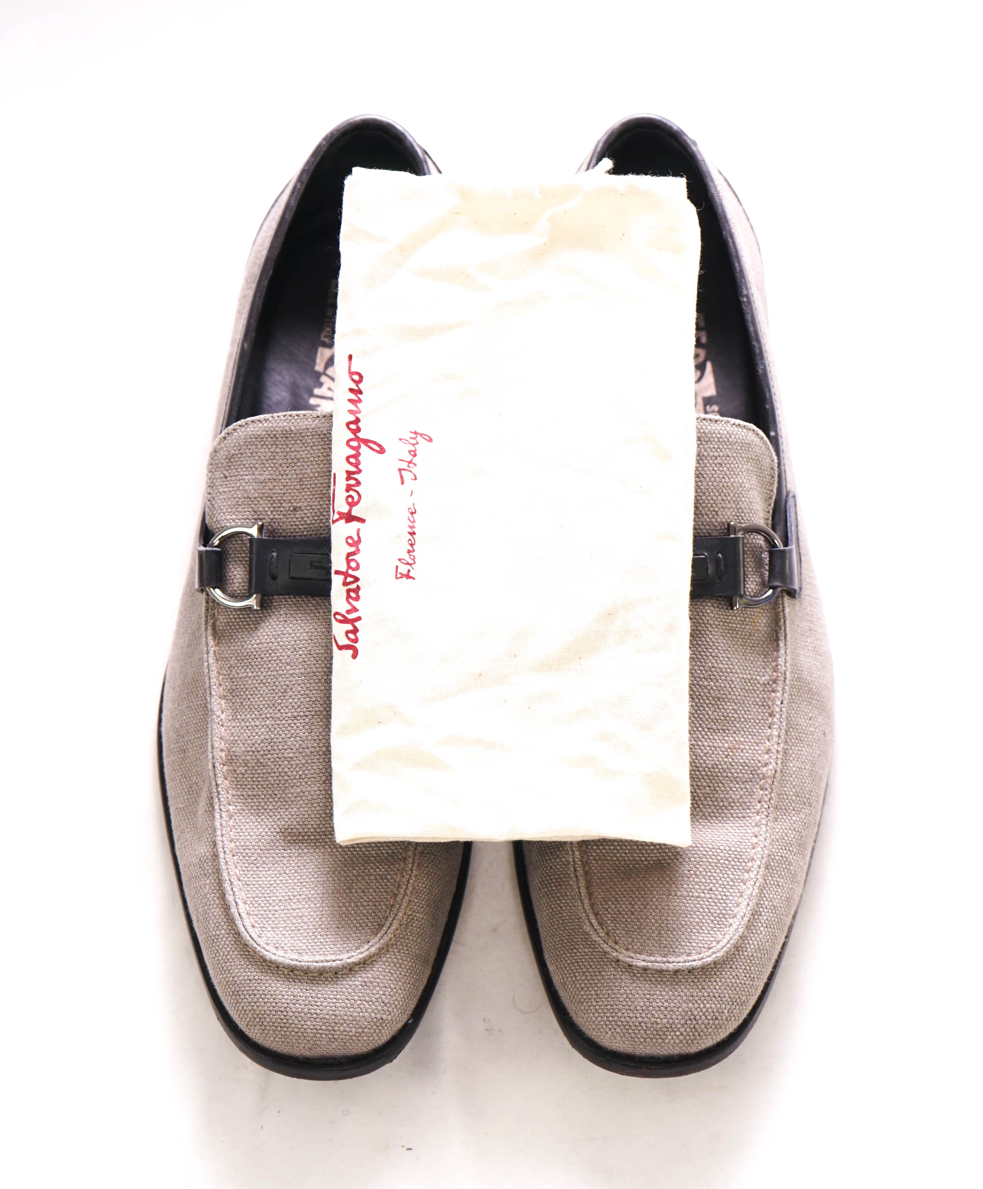 $850 SALVATORE FERRAGAMO - Neutral / Brown Linen Gancini Round Toe Loafer - 10.5 D US