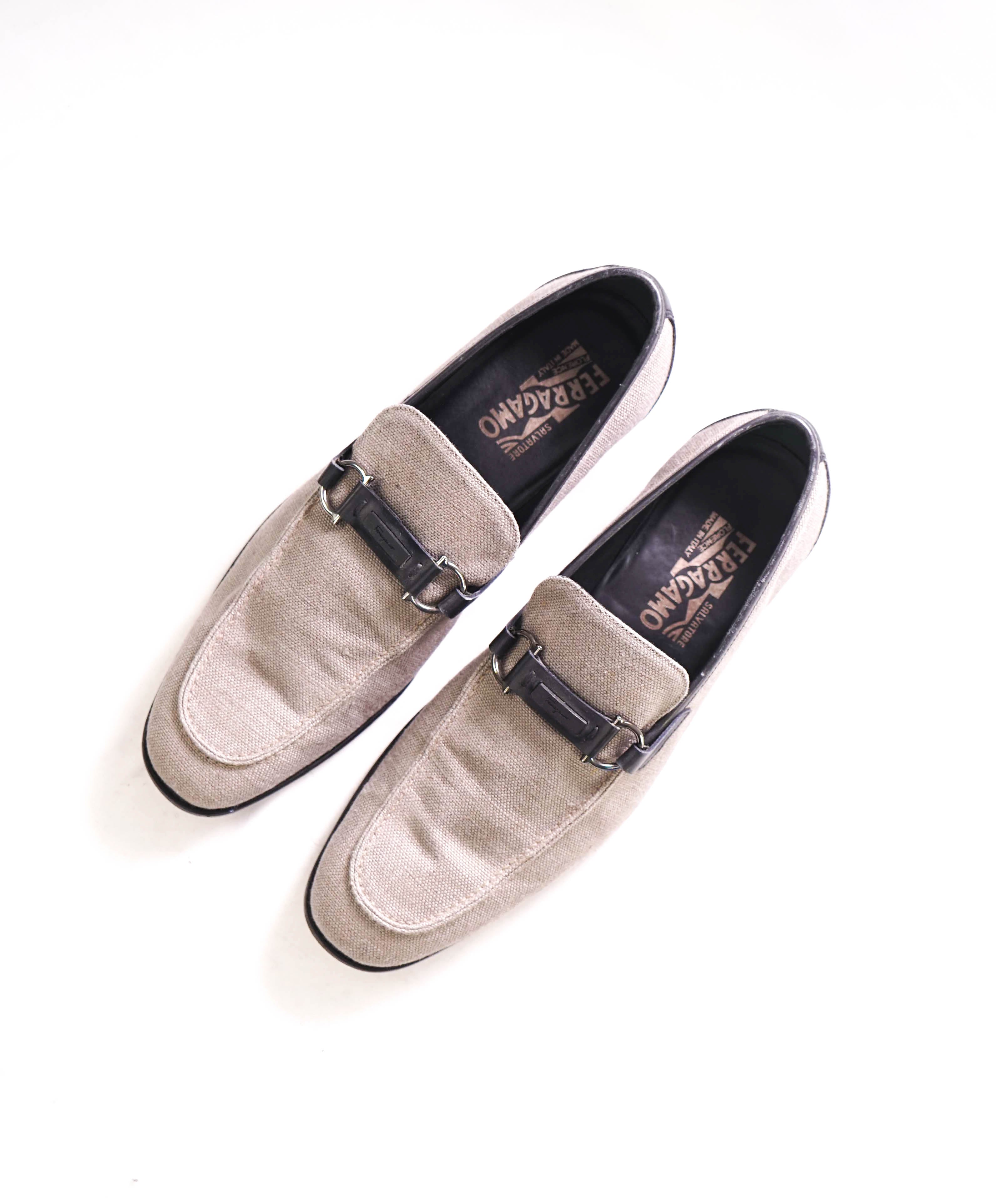 $850 SALVATORE FERRAGAMO - Neutral / Brown Linen Gancini Round Toe Loafer - 10.5 D US