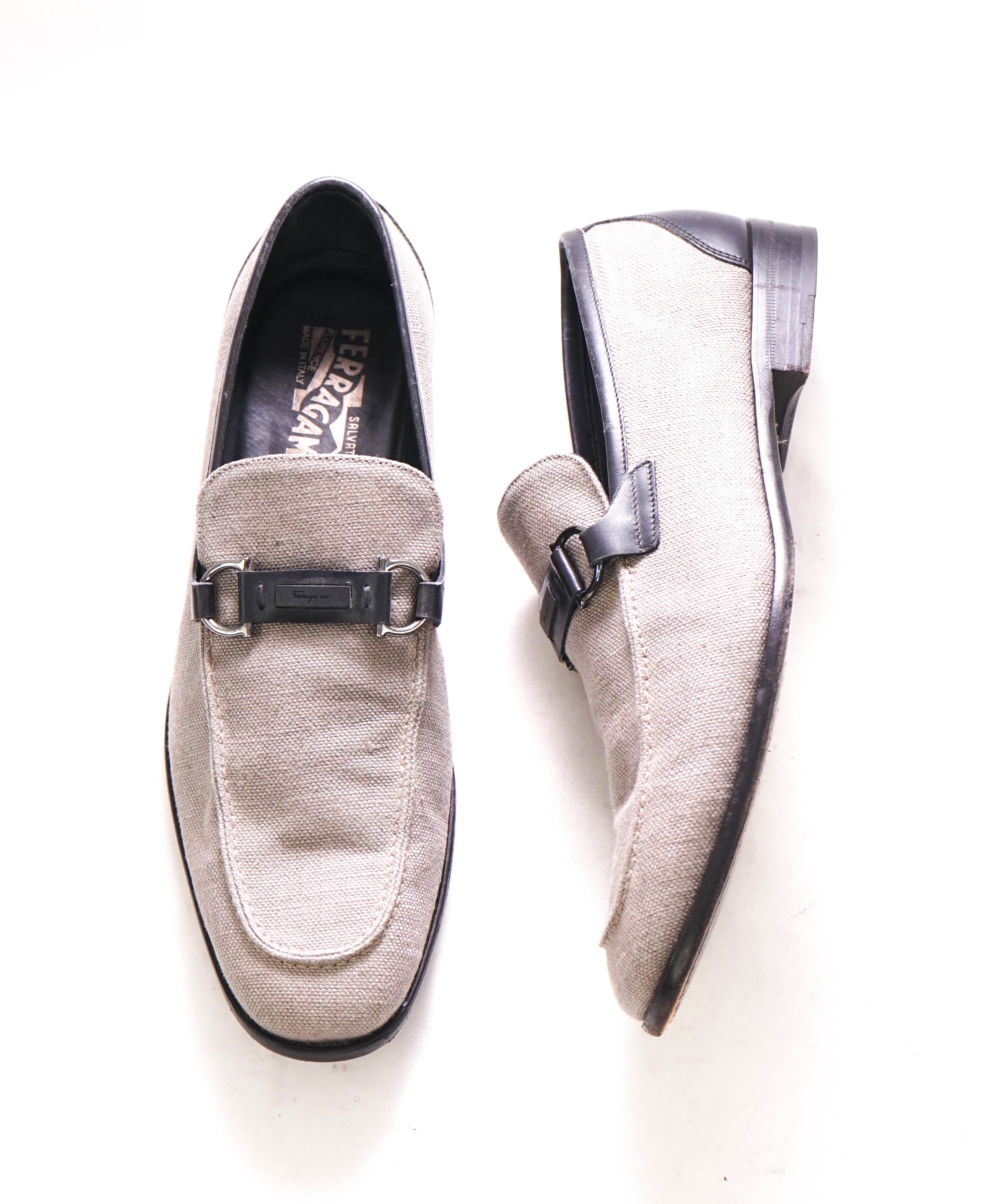 $850 SALVATORE FERRAGAMO - Neutral / Brown Linen Gancini Round Toe Loafer - 10.5 D US