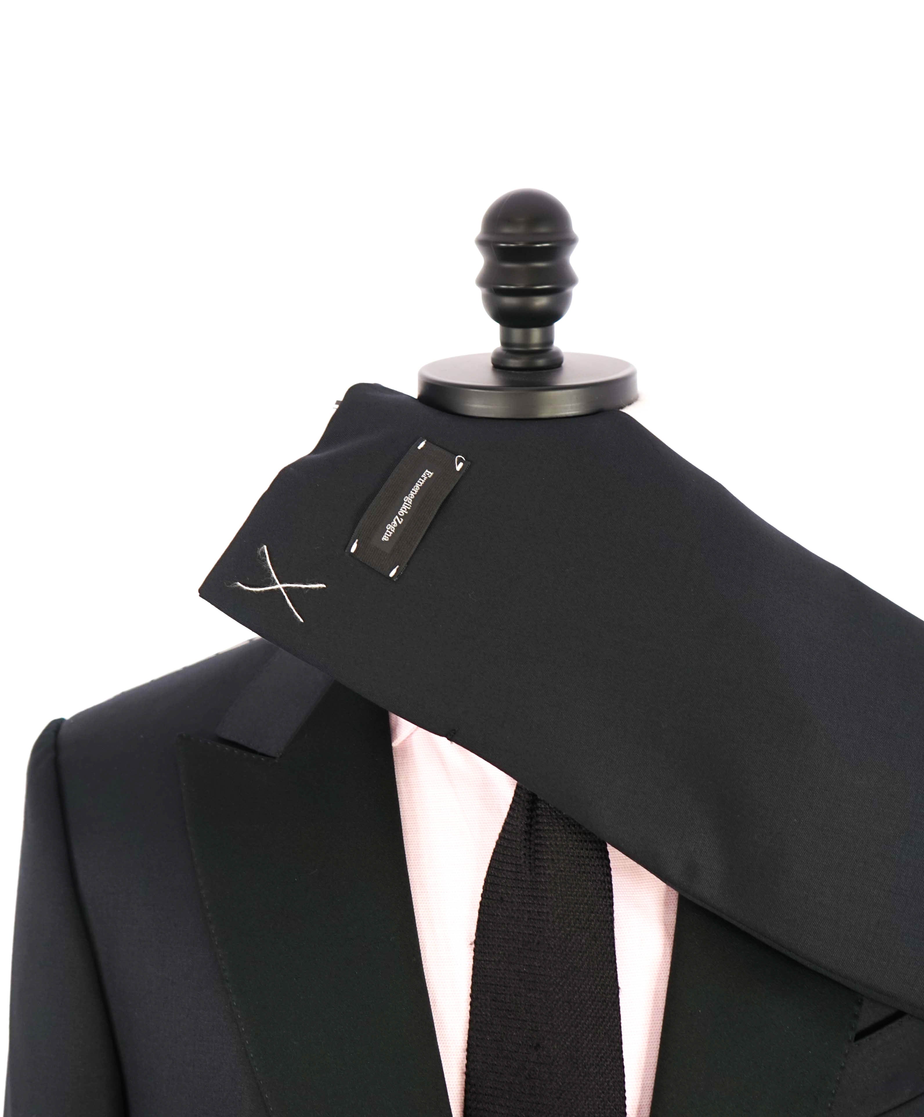 $3,995 ERMENEGILDO ZEGNA - PEAK LAPEL Black Wool Tuxedo- 42R