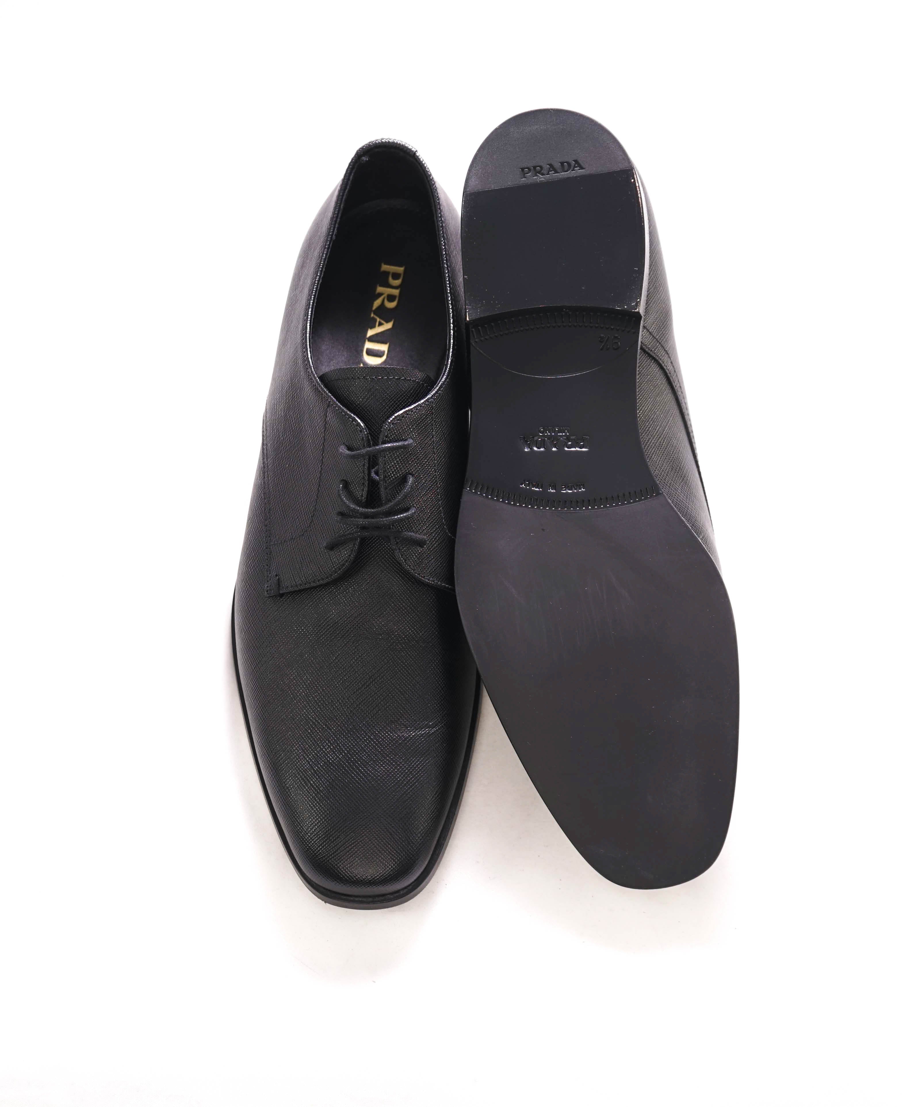 $950 PRADA - Black Saffiano Leather Derby / Oxfords - 10.5US (9.5 Prada)