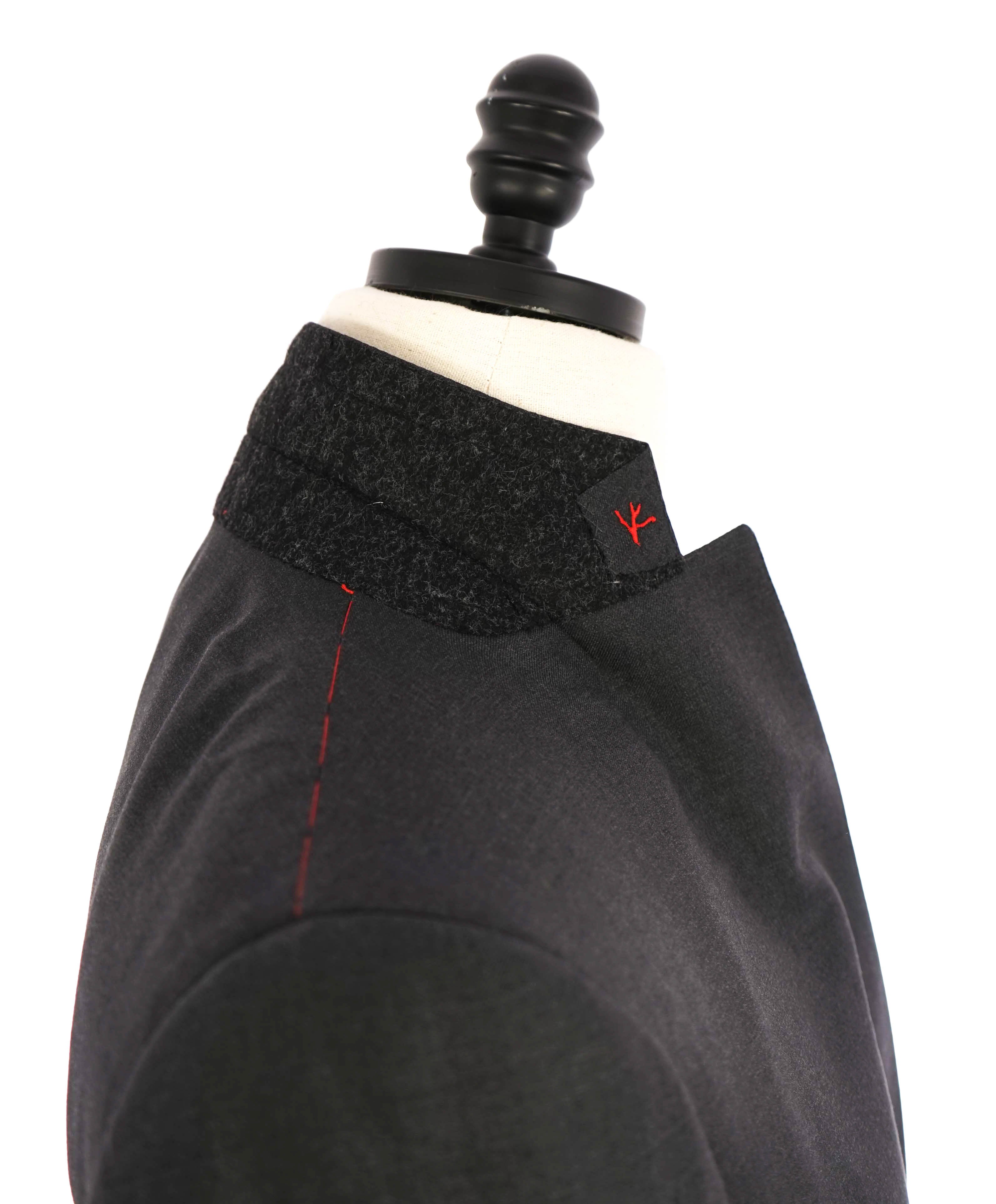 $3,995 ISAIA - Gray "AQUASPIDER" *CLOSET STAPLE* Coral Pin Suit - 38S