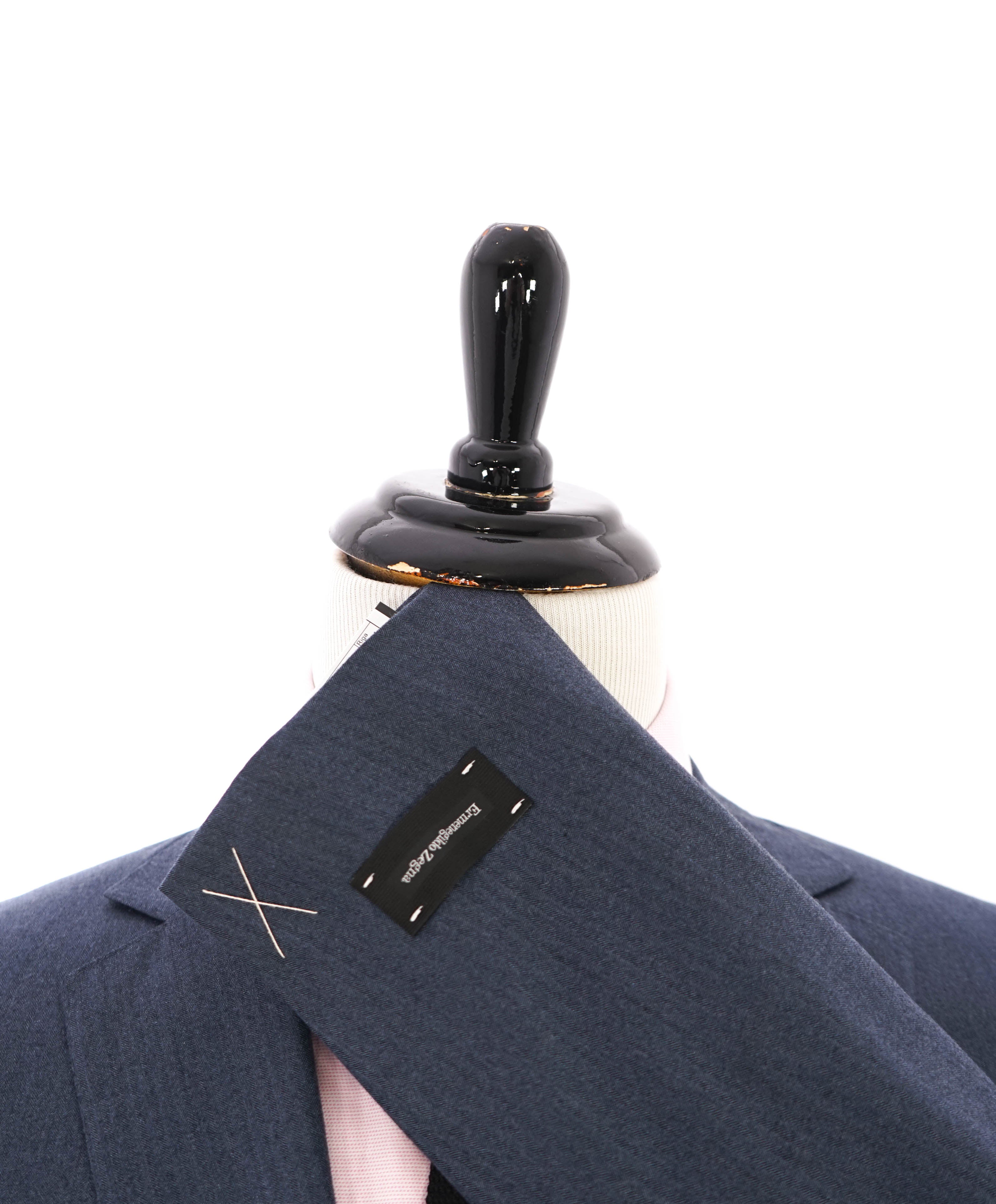 $3,250 ERMENEGILDO ZEGNA -"TROFEO 600" Blue SILK Blazer - 44R