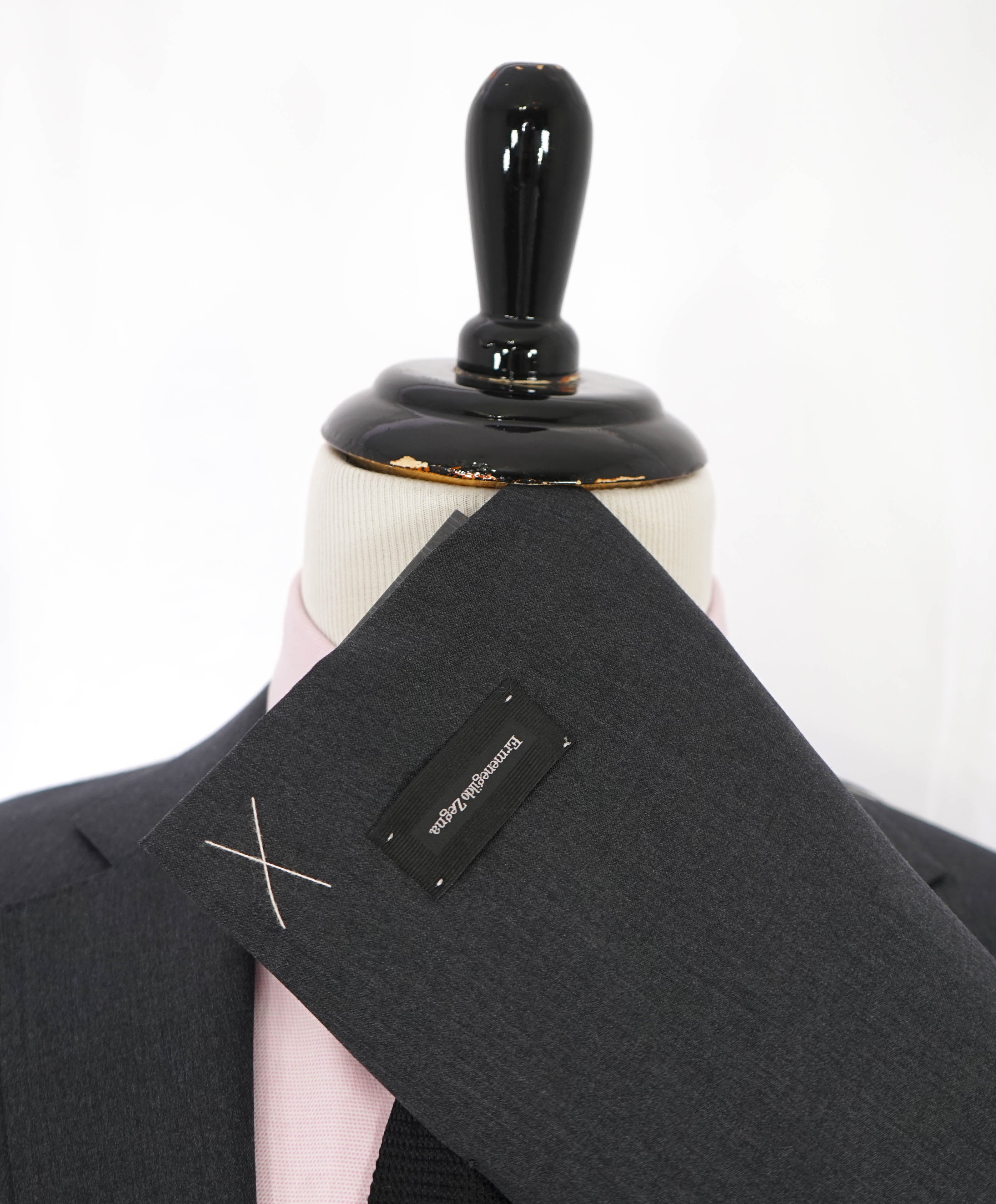 $2,695 ERMENEGILDO ZEGNA -"Micronsphere" GRAY Blazer - 48R