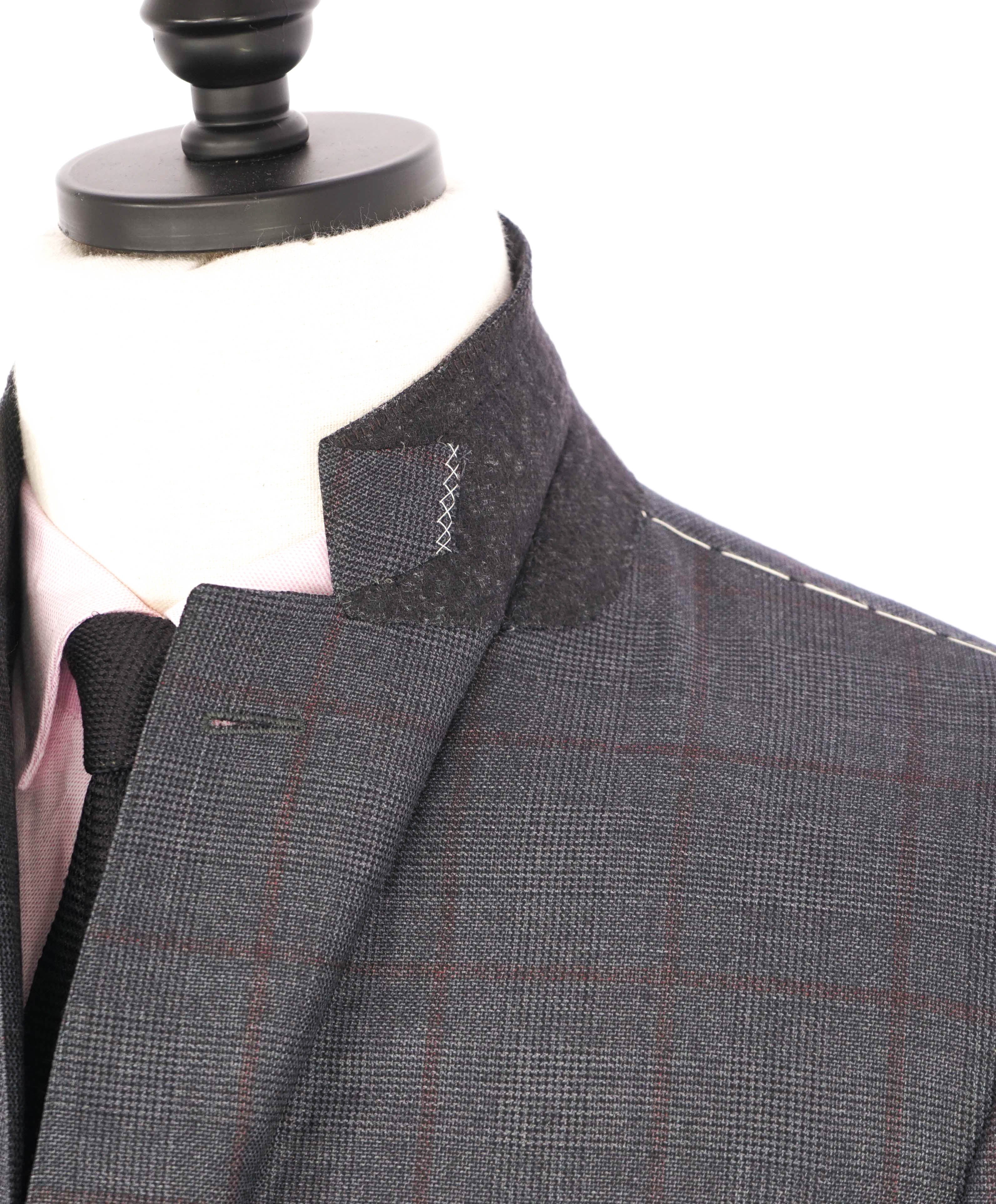 $3,995 ERMENEGILDO ZEGNA -"TROFEO 600" Prince of Wales Check Gray/Red Suit - 40S
