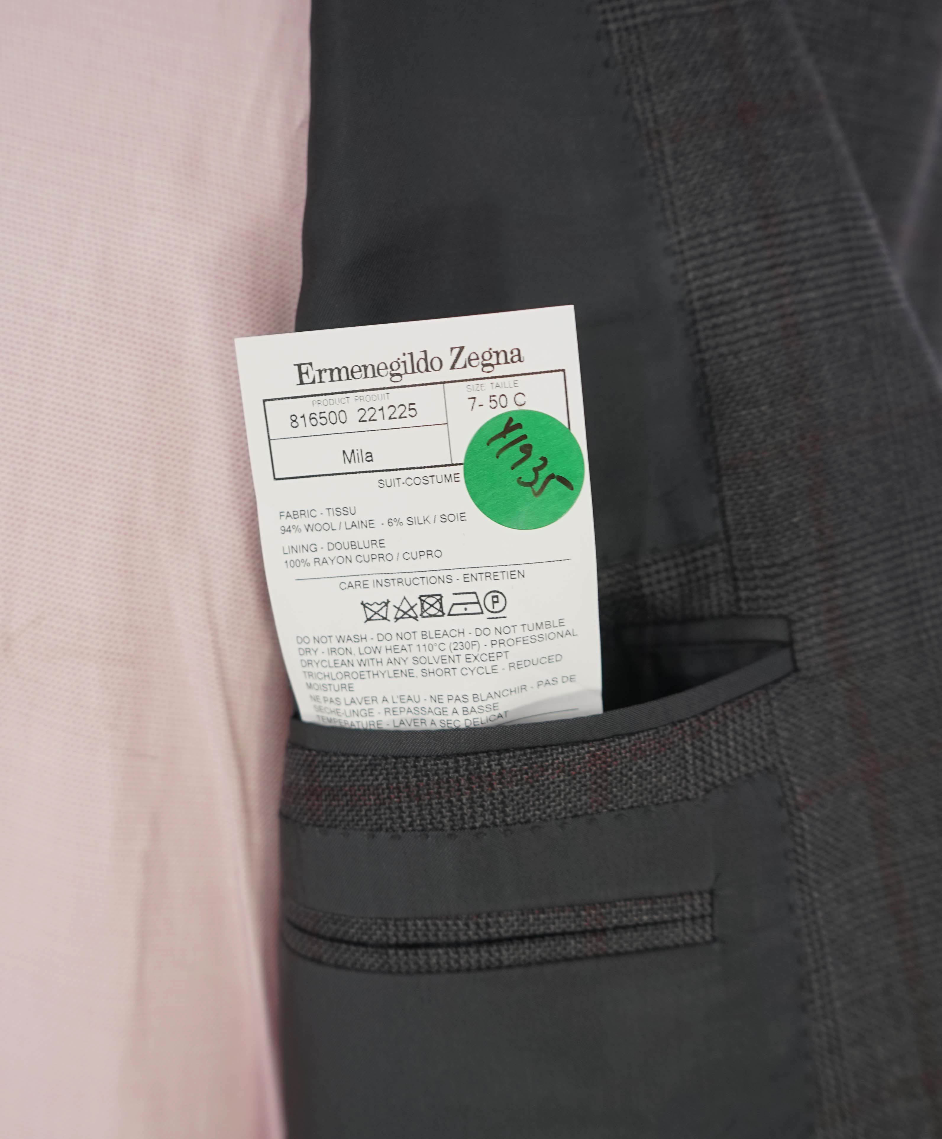 $3,995 ERMENEGILDO ZEGNA -"TROFEO 600" Prince of Wales Check Gray/Red Suit - 40S