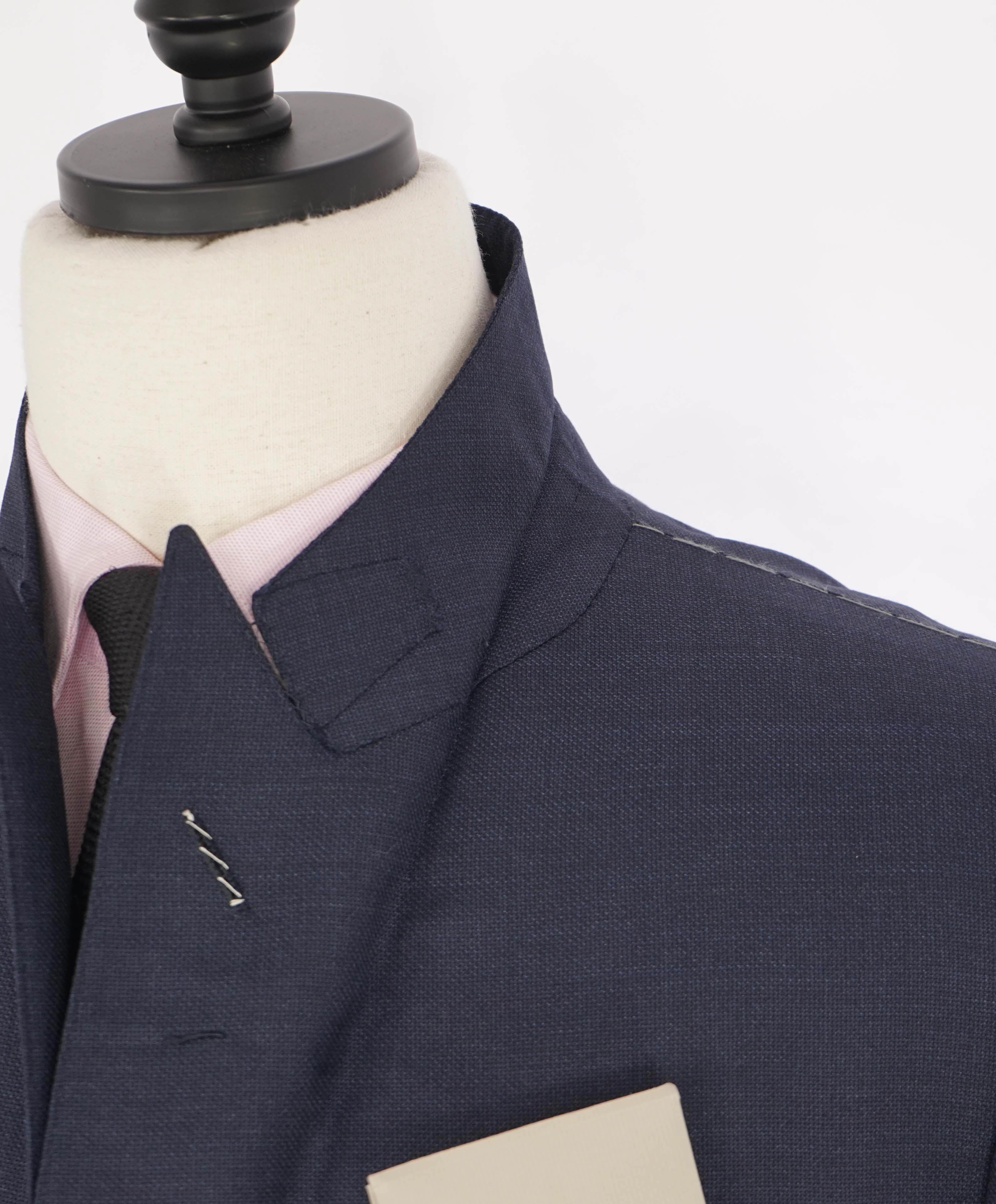 $6,990 TOM FORD - 2-Piece PEAK LAPEL "O' CONNOR" Navy Blue Side Tab Suit - 46R (56EU)
