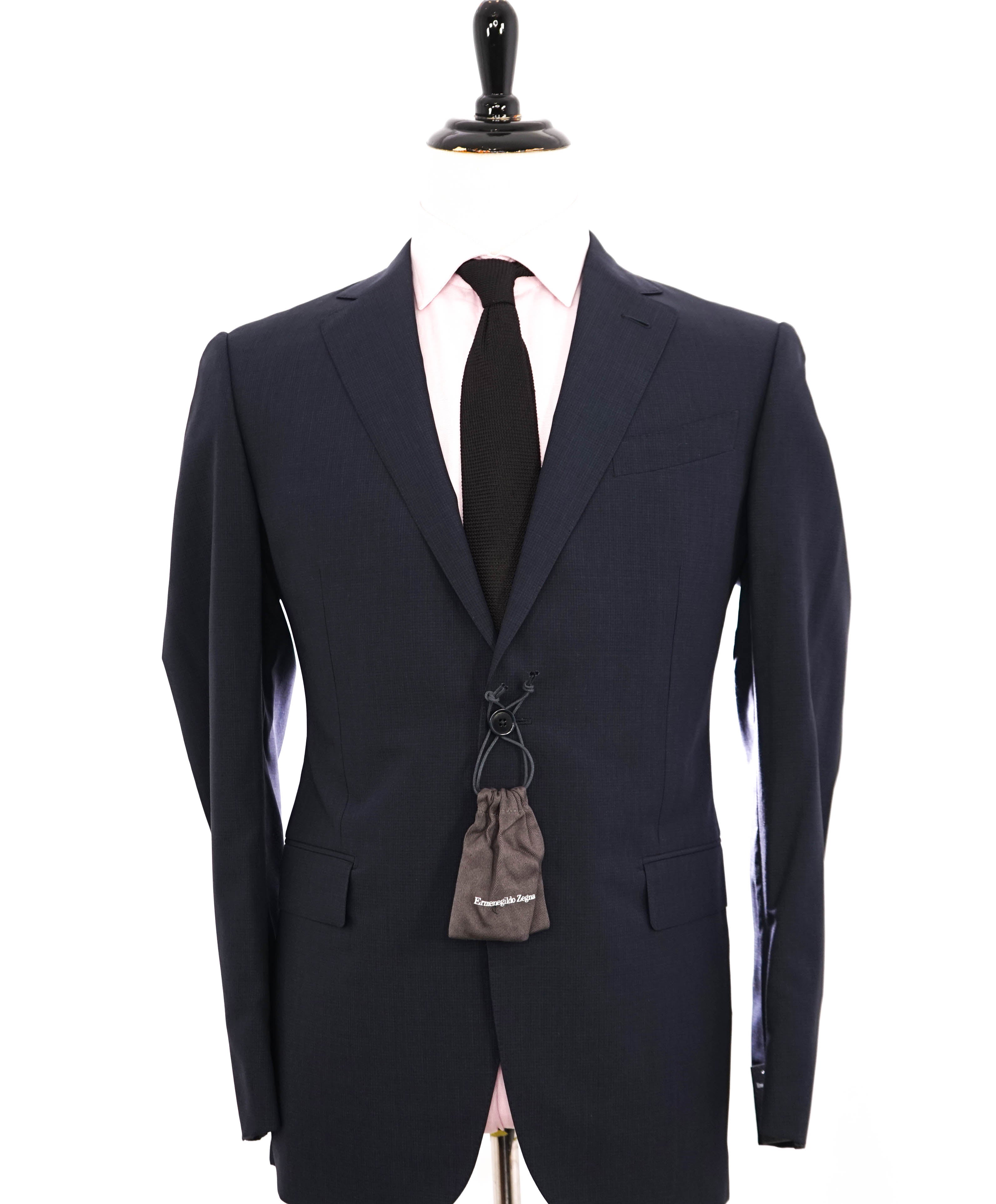 $3,290 ERMENEGILDO ZEGNA -“LEGGERISSIMO" Premium SILK Check Blazer - 42R