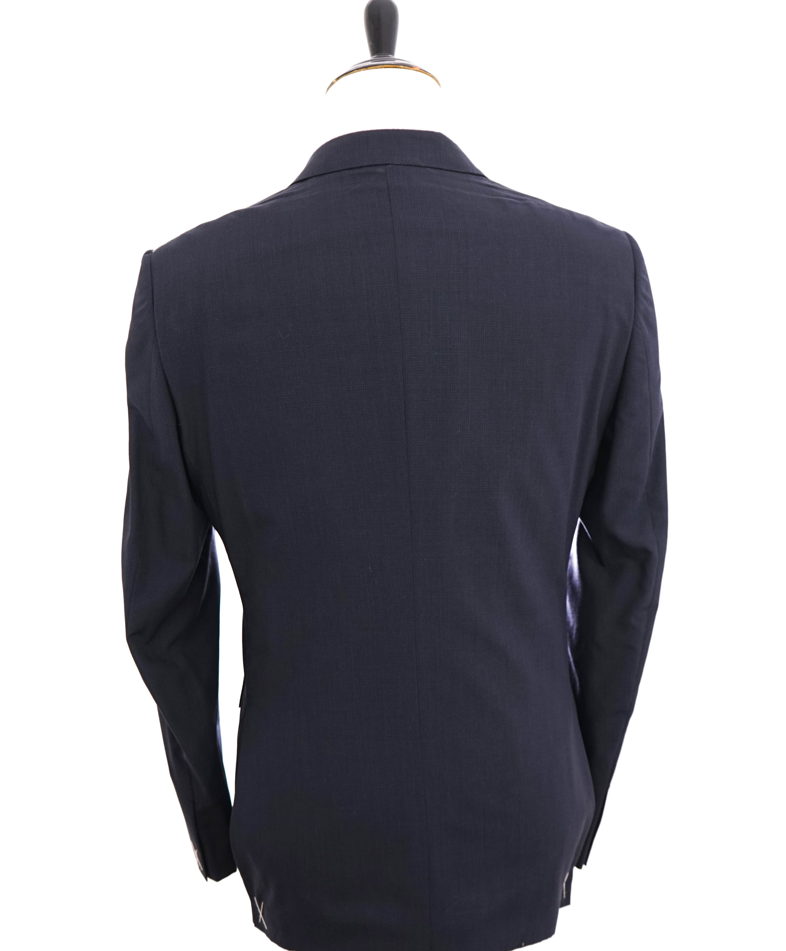 $3,290 ERMENEGILDO ZEGNA -“LEGGERISSIMO" Premium SILK Check Blazer - 42R