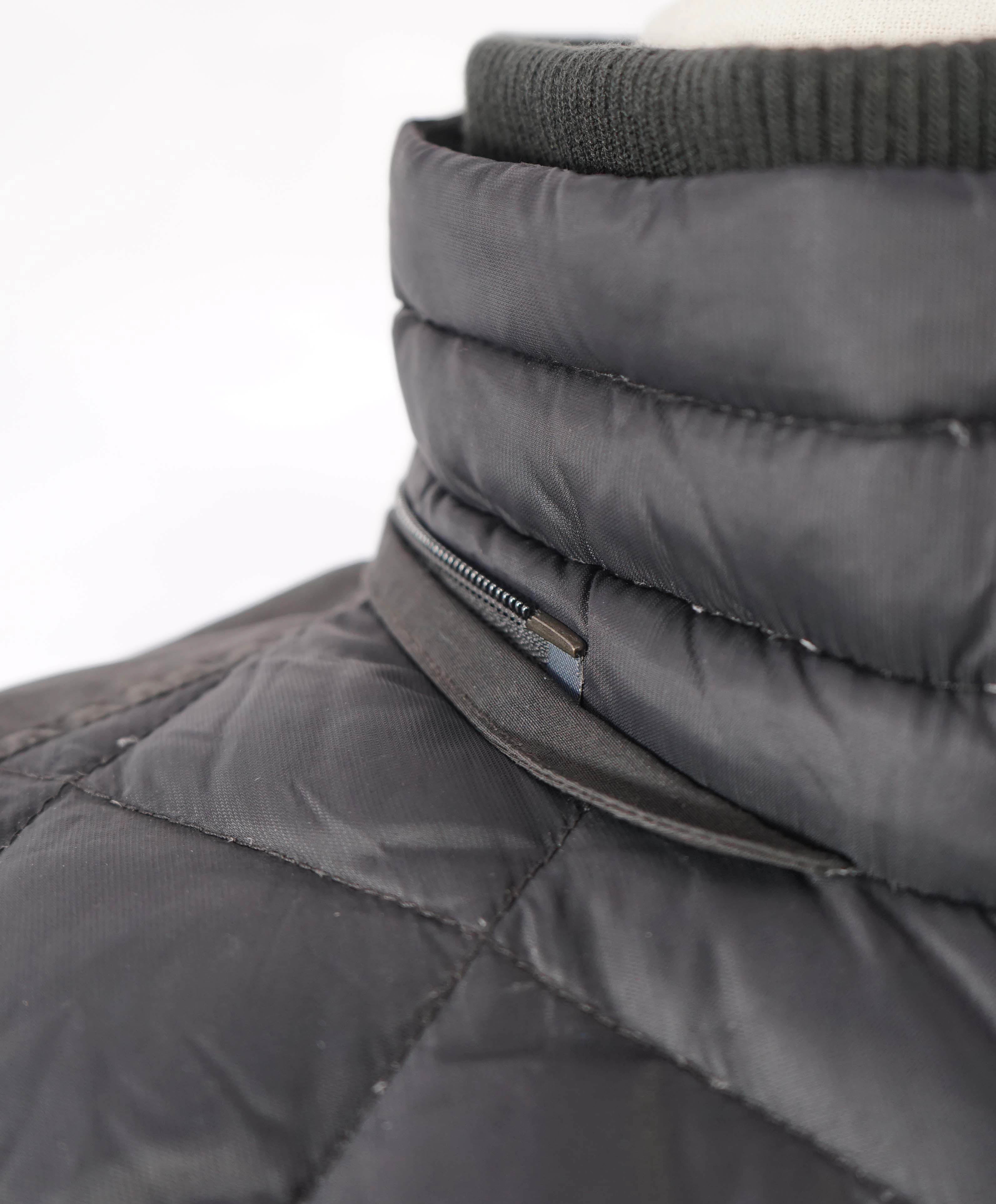 $1,095 CANADA GOOSE - "HENRICKSON" Black Water Resistant Down Coat - Small