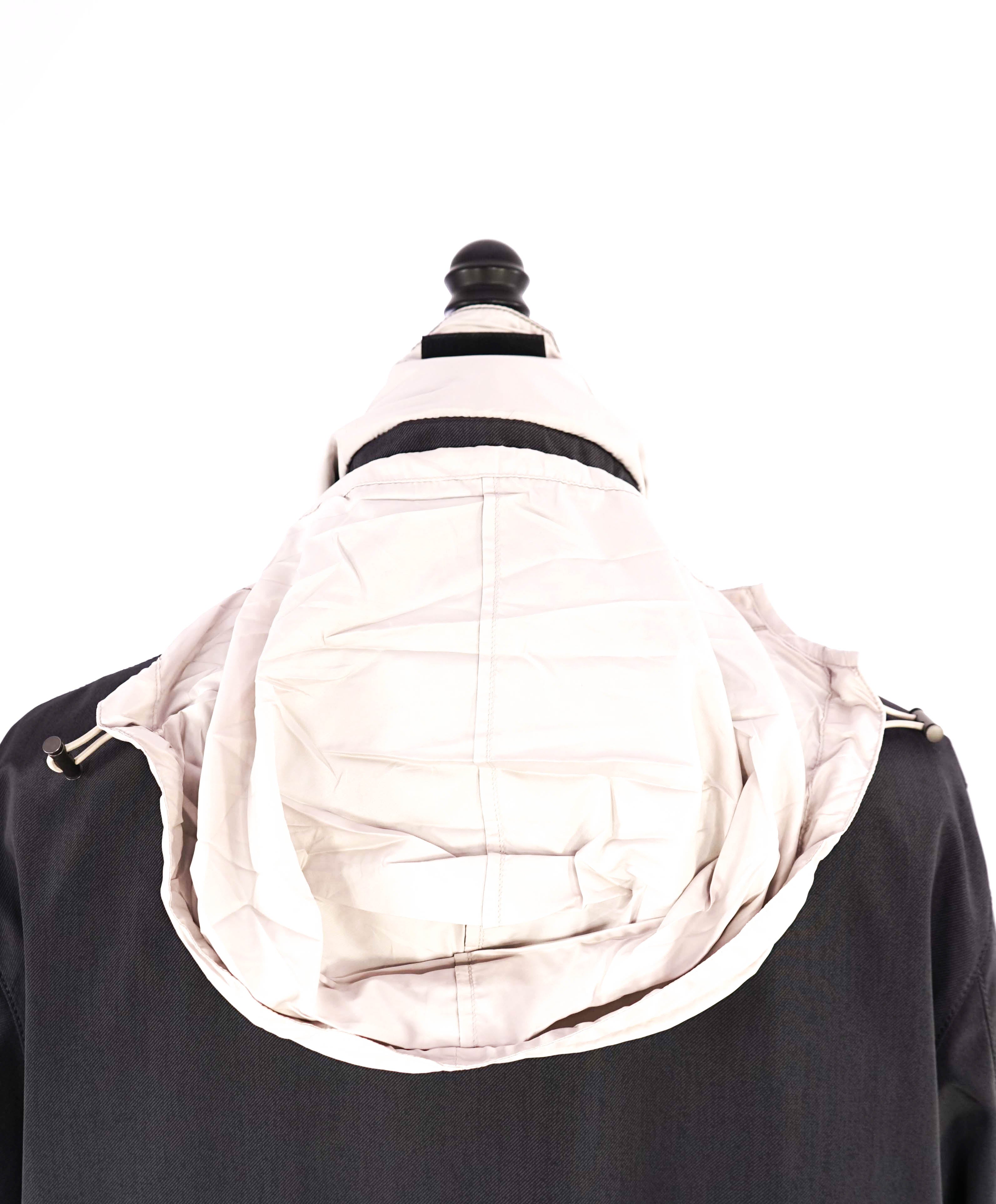 $1,195 ARMANI COLLEZIONI - "Water Repellent" Gray HOOD Jacket Coat - 44 US