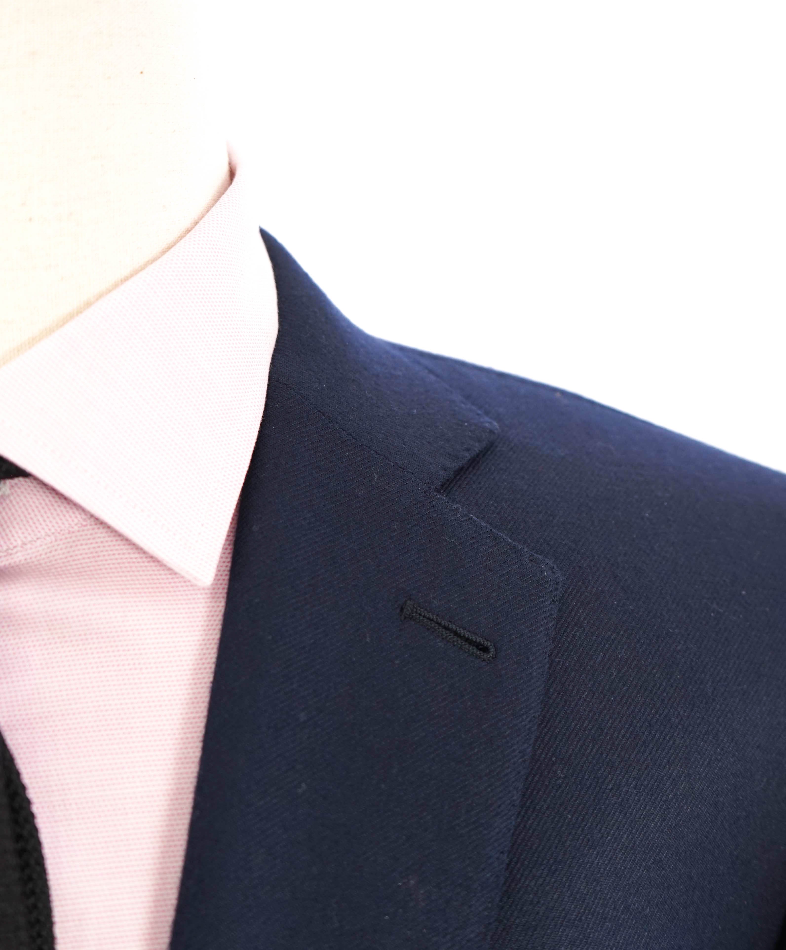 $3,490 ERMENEGILDO ZEGNA - Navy "PURE CAHSMERE" Blazer - 48L