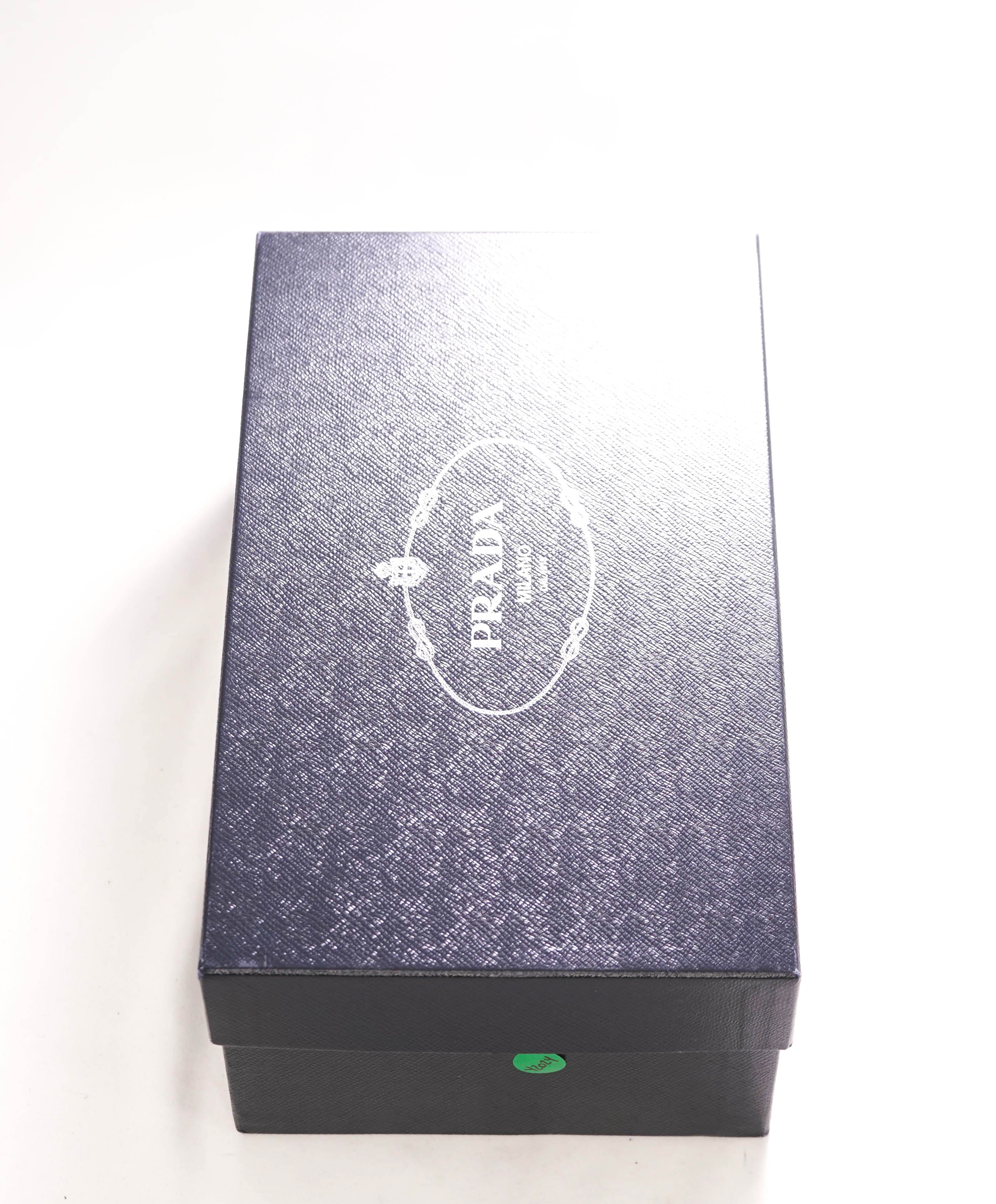 $895 PRADA - Navy Blue Slip On Logo Vamp Loafer - 8.5 US (7.5 Prada)