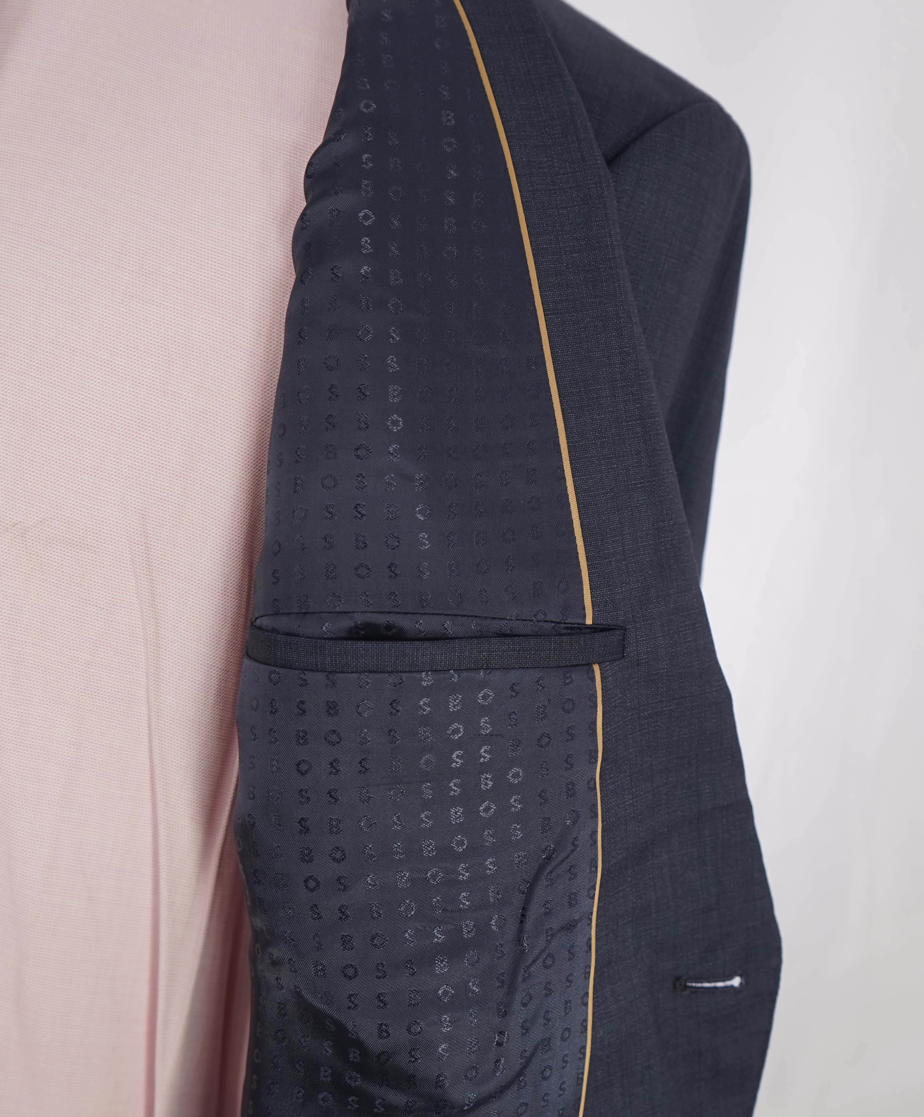 HUGO BOSS - Stretch Wool Navy Blue *CLOSET STALPLE* Blazer 1-Pc - 42R