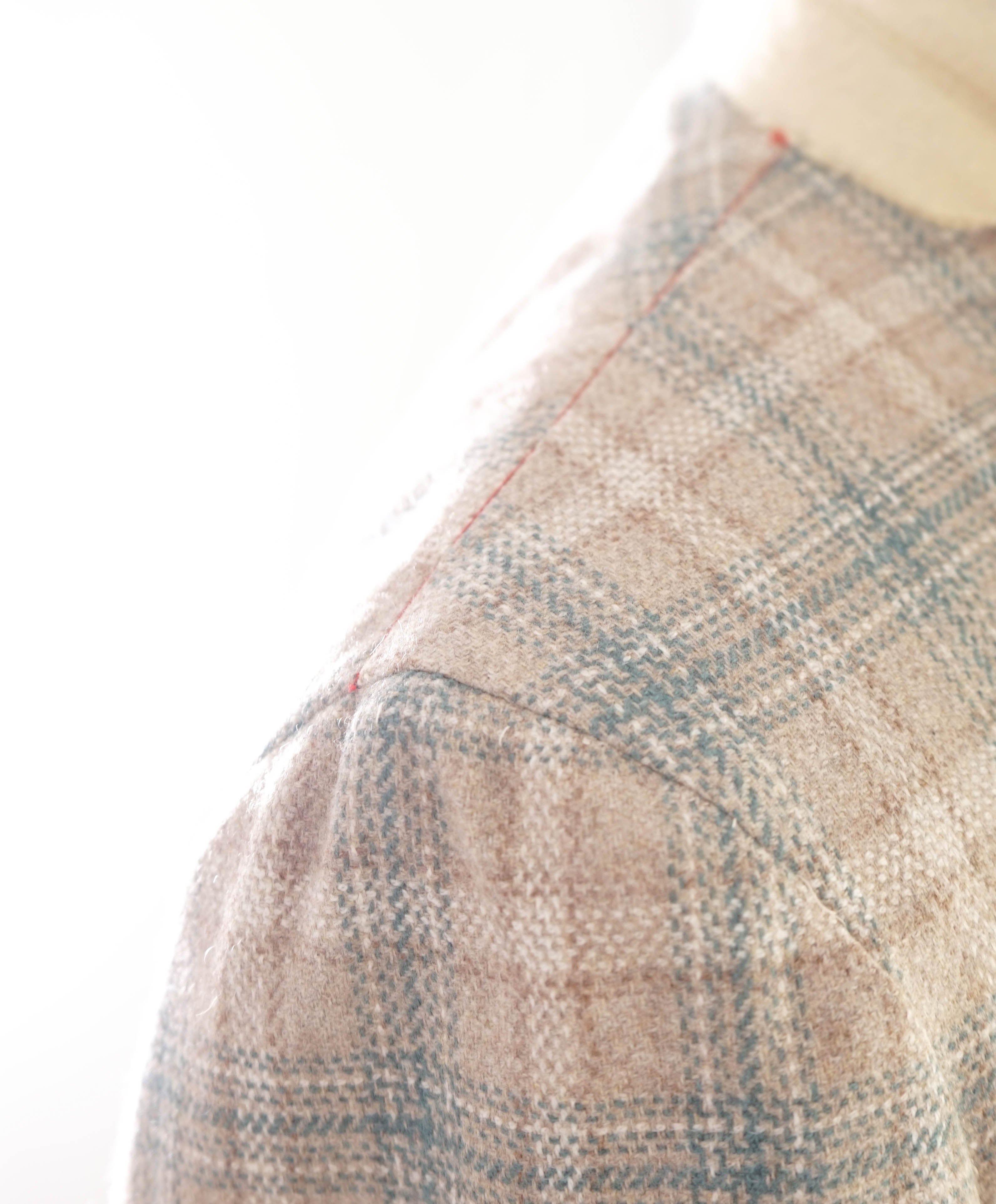 $4,995 ISAIA - 98% CASHMERE Neutral Beige Plaid Logo Blazer - 44R