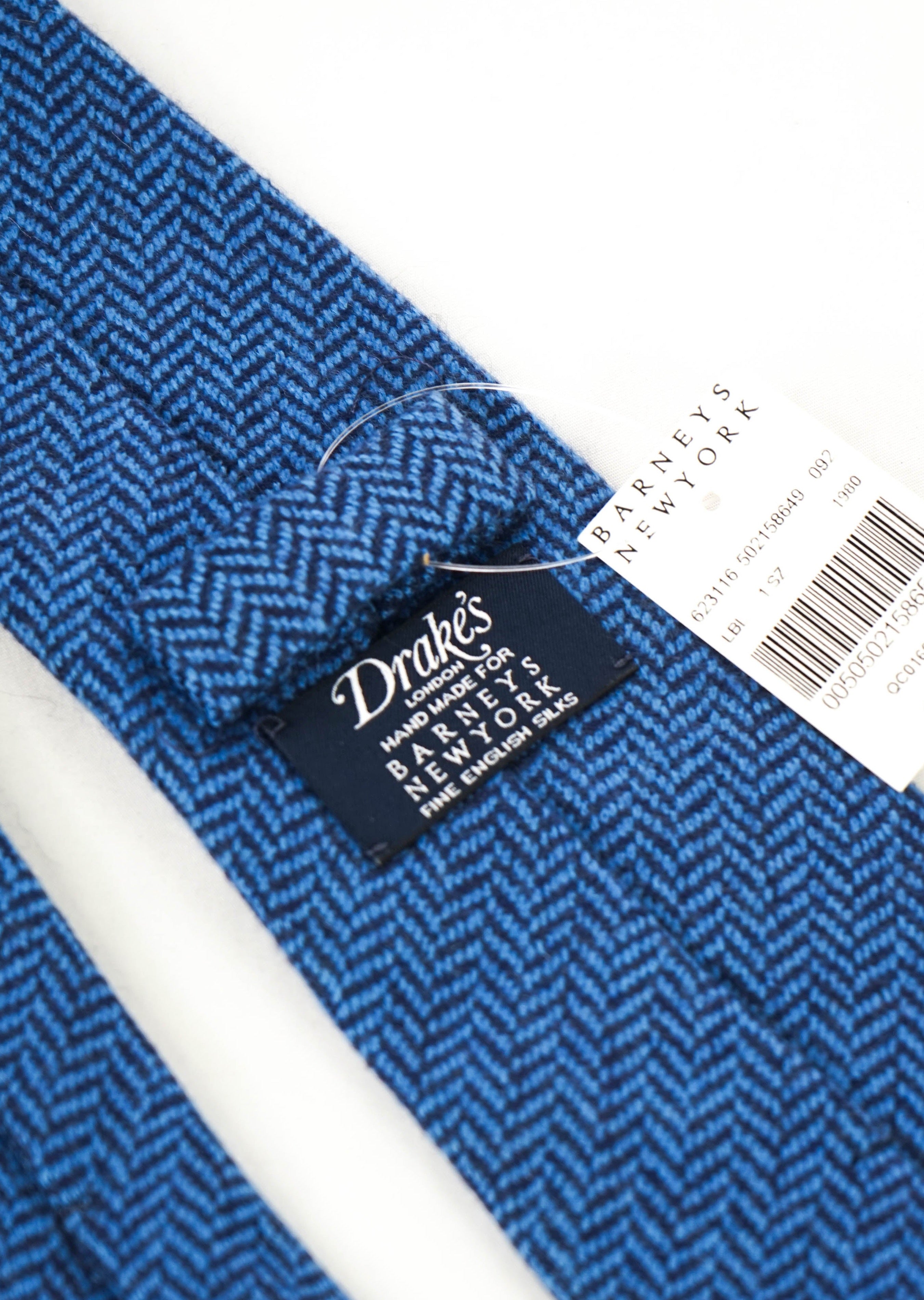 $240 DRAKE'S - Pure CASHHMERE Baby Blue Herringbone Tie 3.25" - Tiie