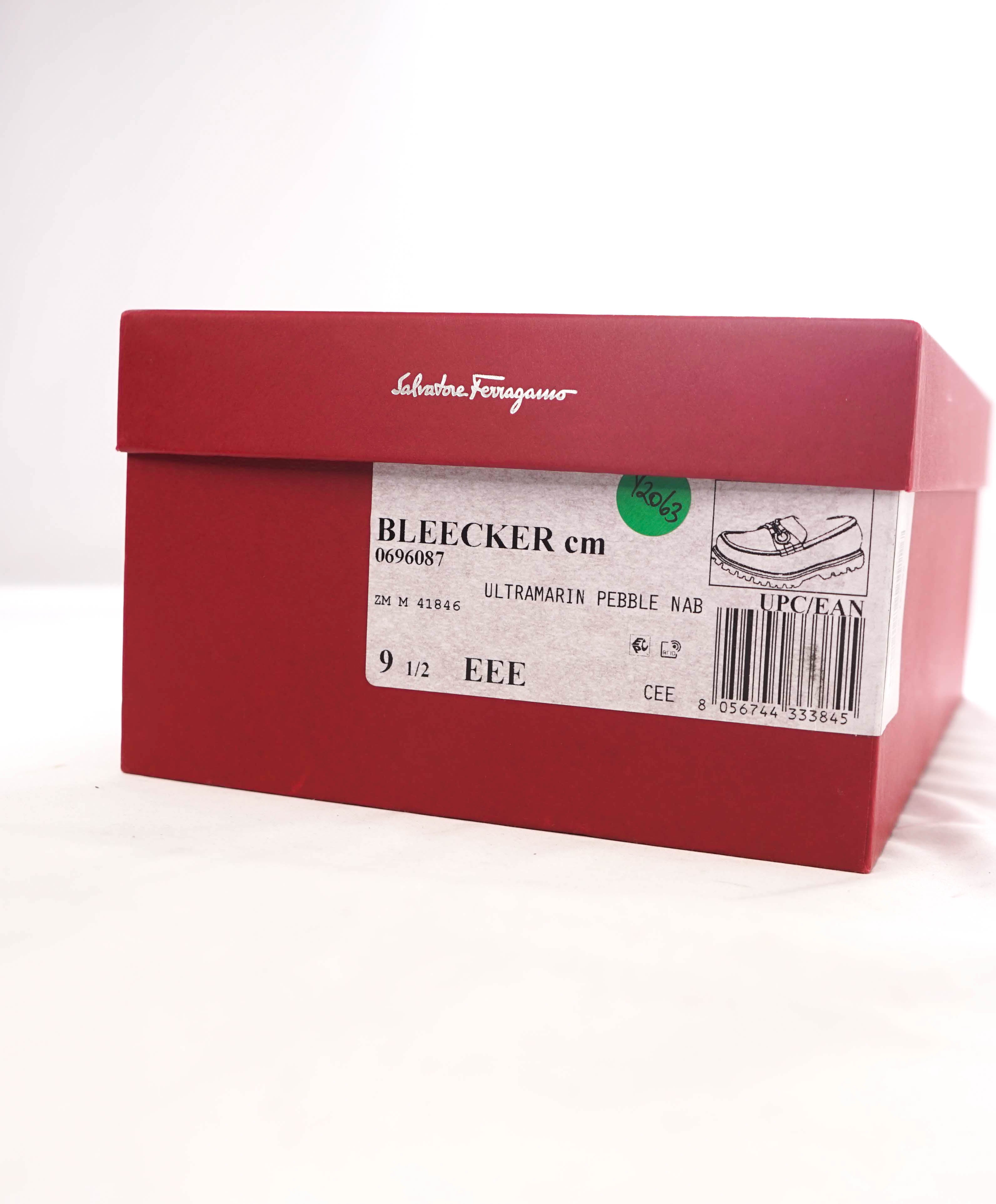 $930 SALVATORE FERRAGAMO - *BLEEKER* Blue Embossed Croc Lug Sole Loafer - 9.5 EEE