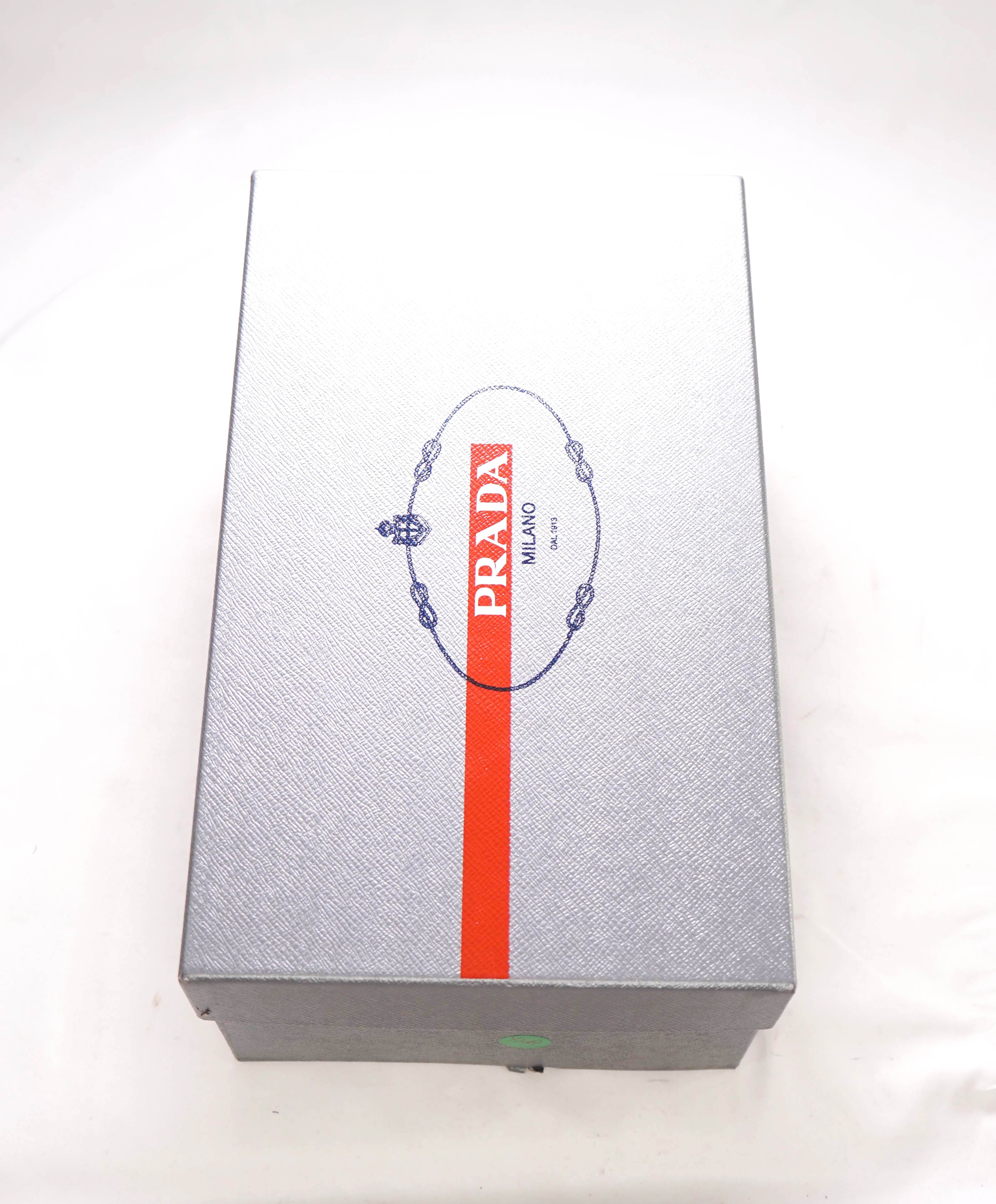 $850 PRADA - *LINEA ROSSA* Black Slip On Logo Vamp Loafer - 8 US (7 Prada)