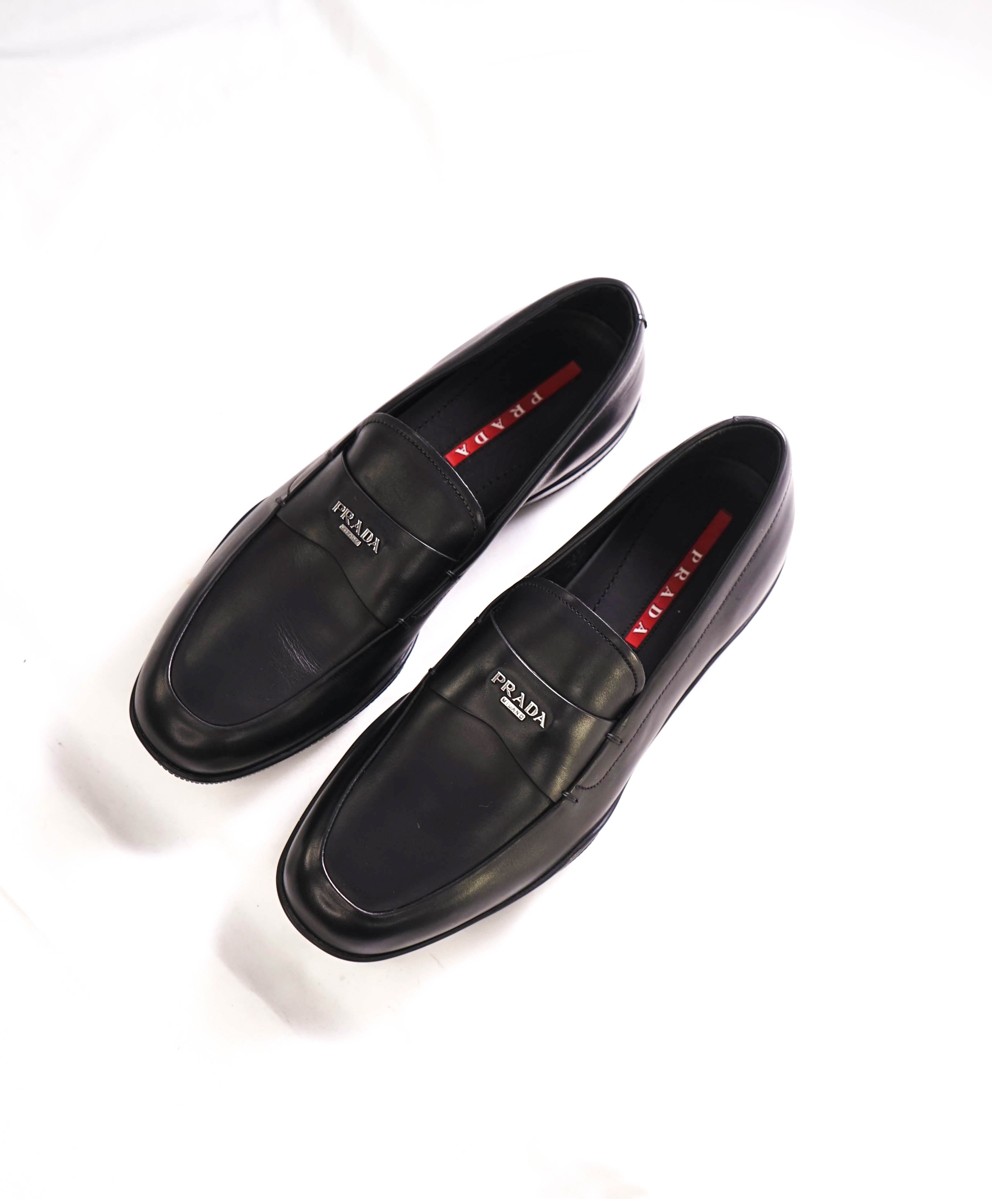 $850 PRADA - *LINEA ROSSA* Black Slip On Logo Vamp Loafer - 8 US (7 Prada)