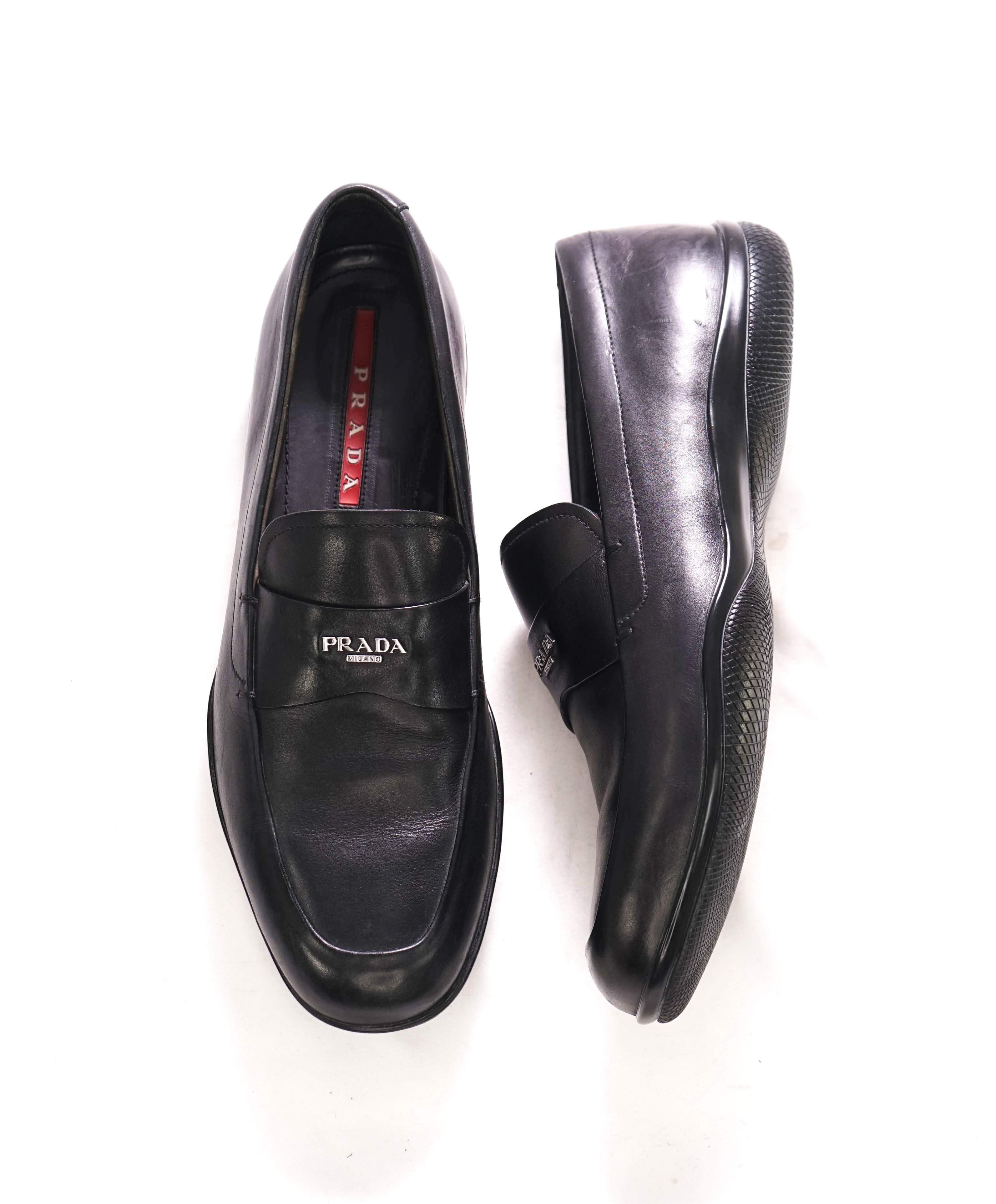 $850 PRADA - *LINEA ROSSA* Black Slip On Logo Vamp Loafer - 9 US (8 Prada)