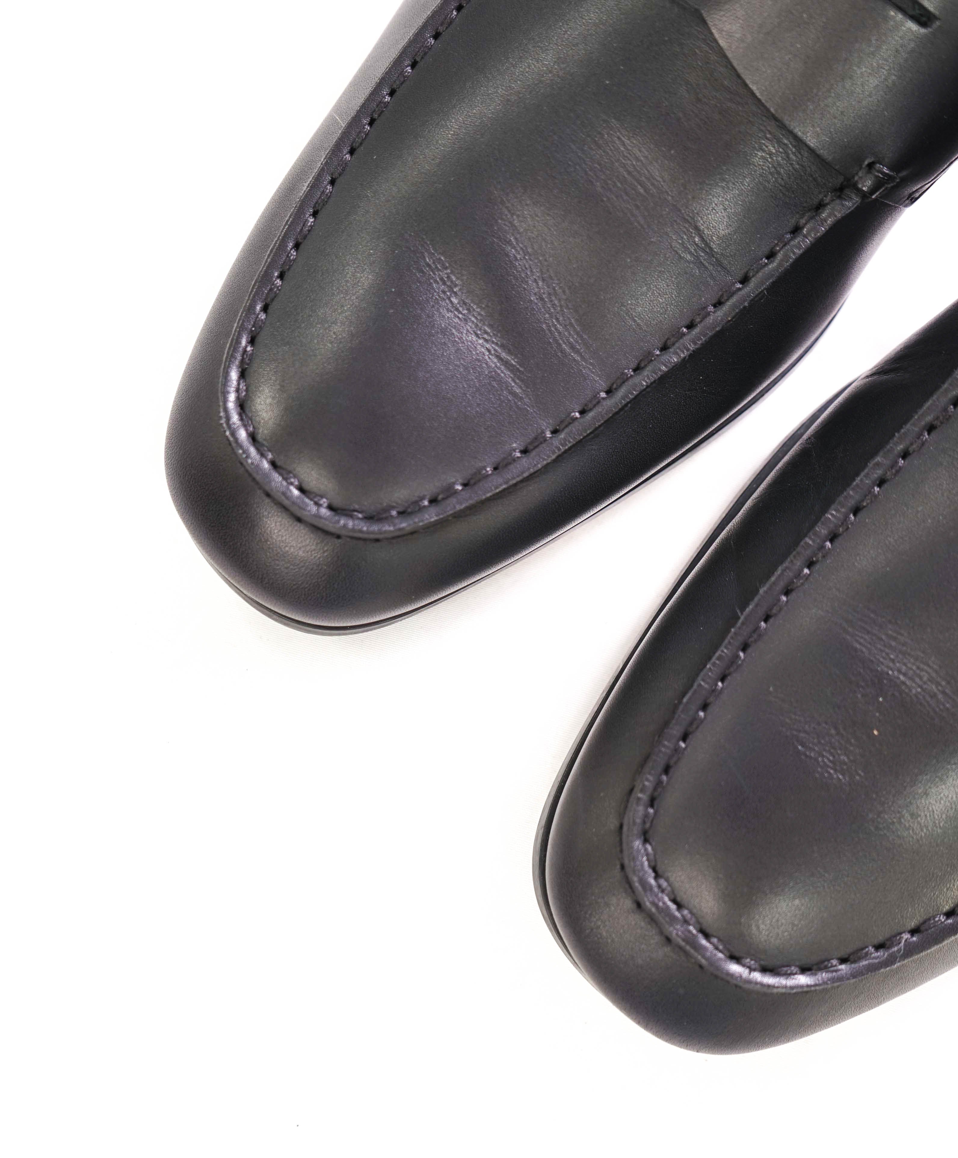 $675 TOD’S - Black Penny Loafer Leather LOGO Vamp Loafer - (9 Tod's) 10 US