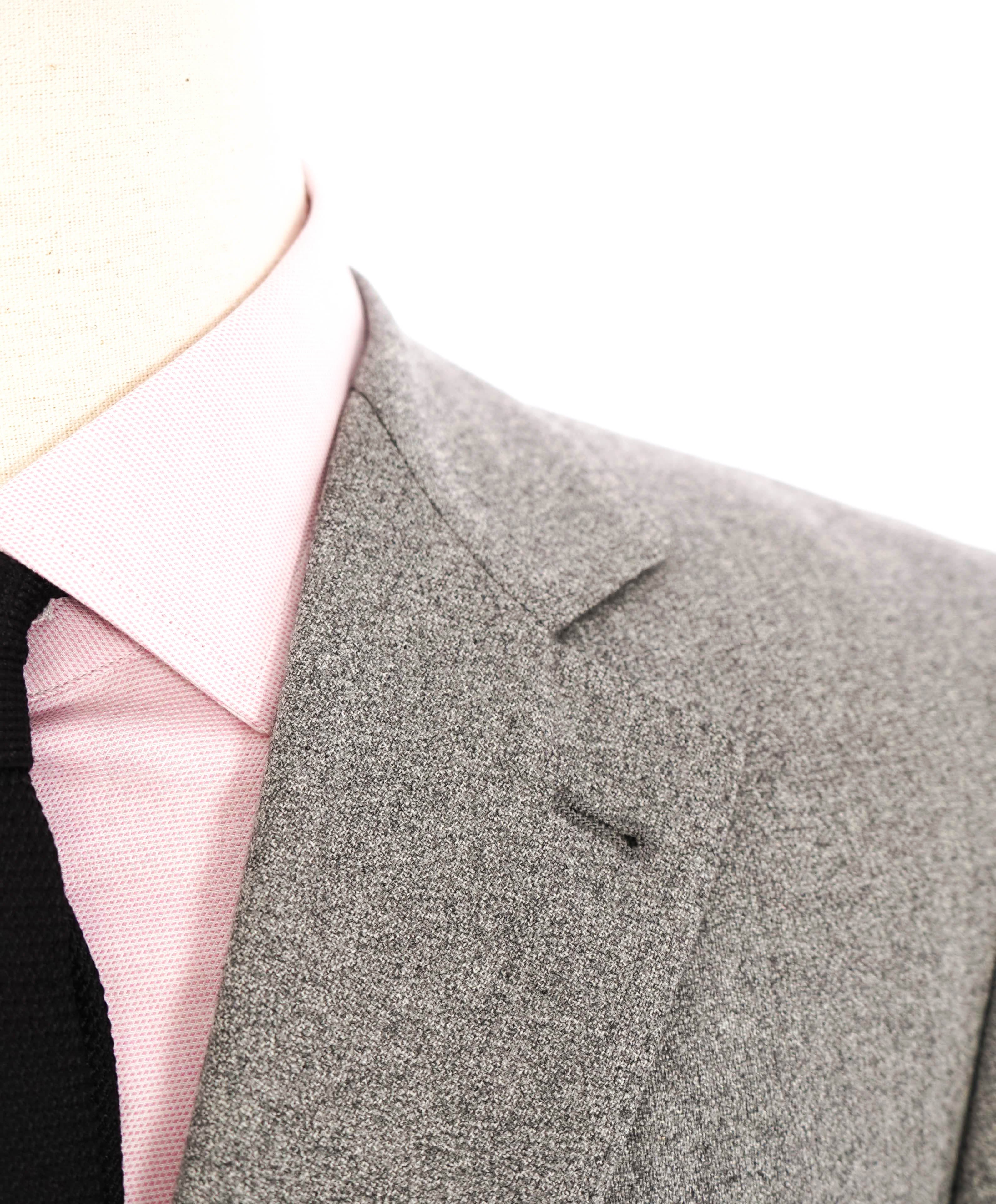 $3,180 BRUNELLO CUCINELLI - Gray Heathered 2/3 Roll Lapel Blazer- 40R