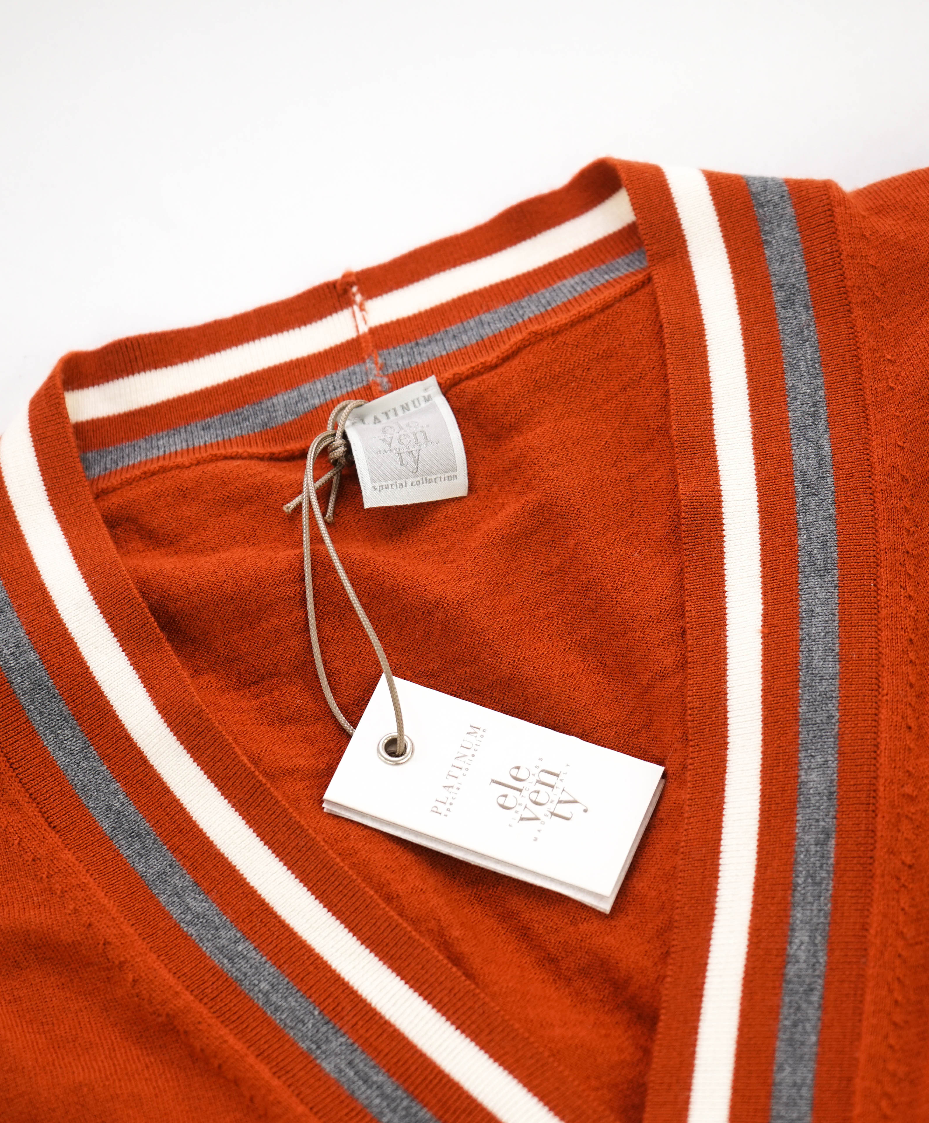 $975 ELEVENTY - *PLATINUM* Rust Tipped MOP Button Cardigan Sweater - M