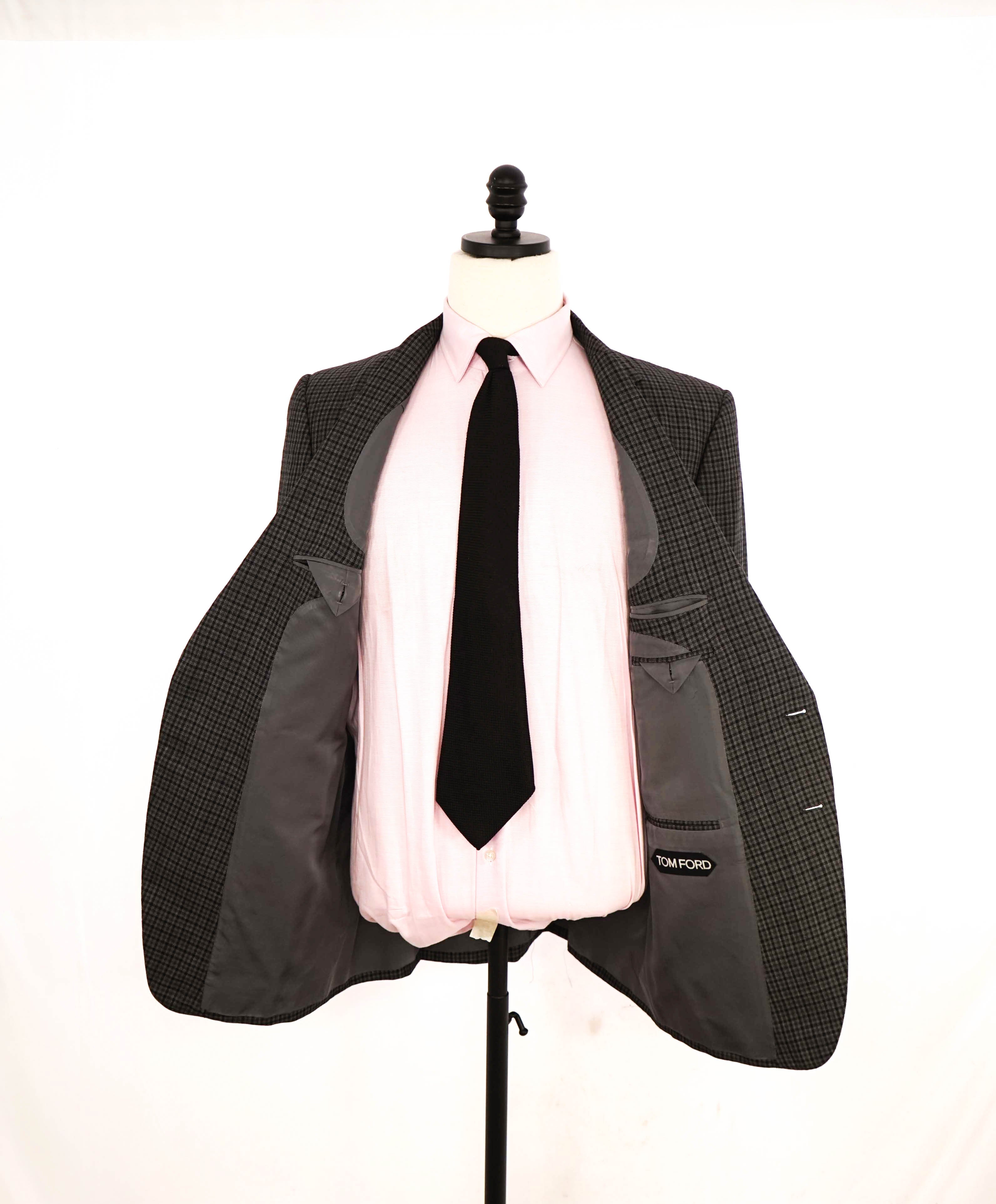 $5,970 TOM FORD - 2-Piece "FIT Y" Gray Gingham Check Suit - 44R (54EU)