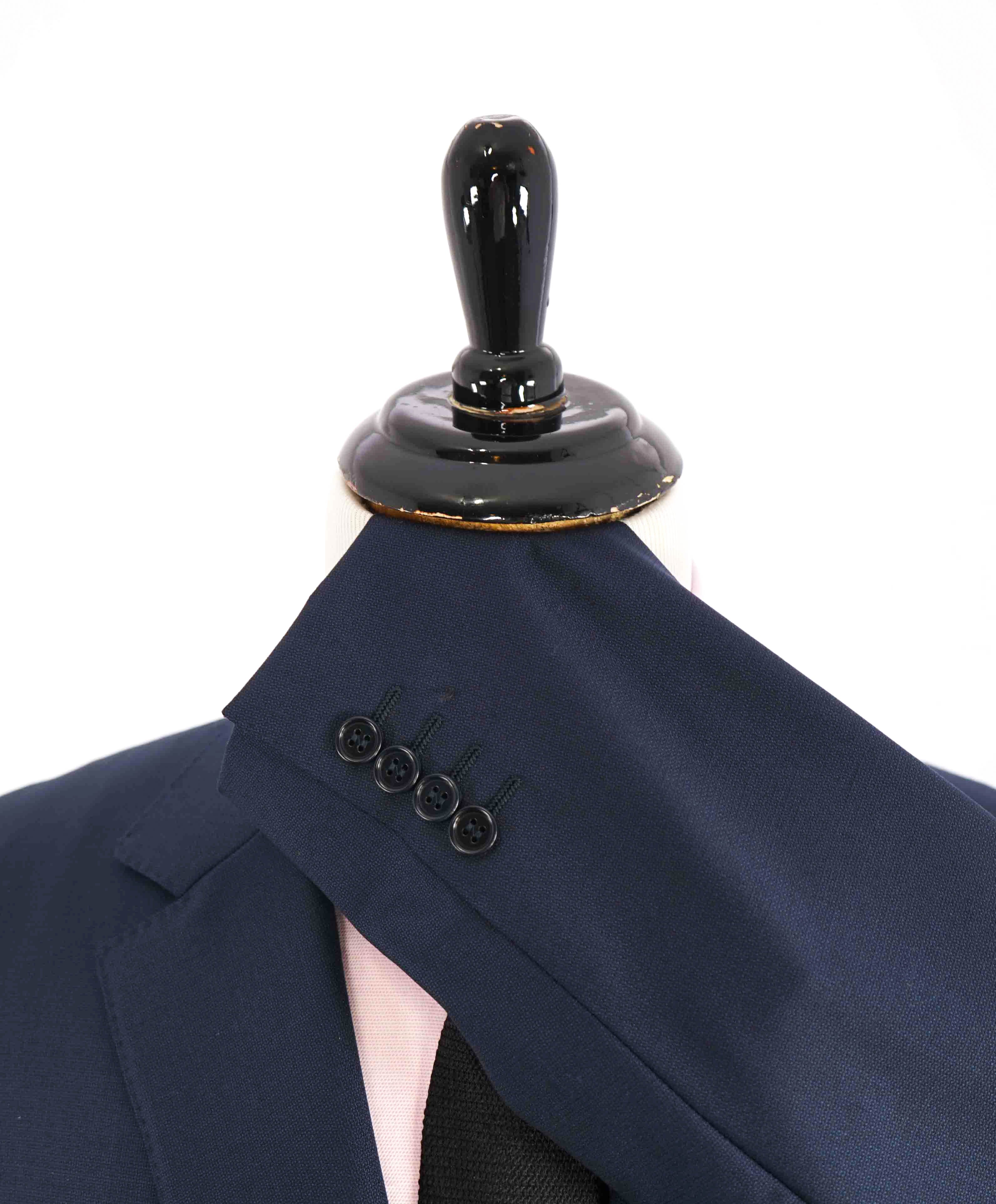 $2,000 CANALI - For SAKS 5TH AVE Navy Blue Textured Fabric Suit - 46S
