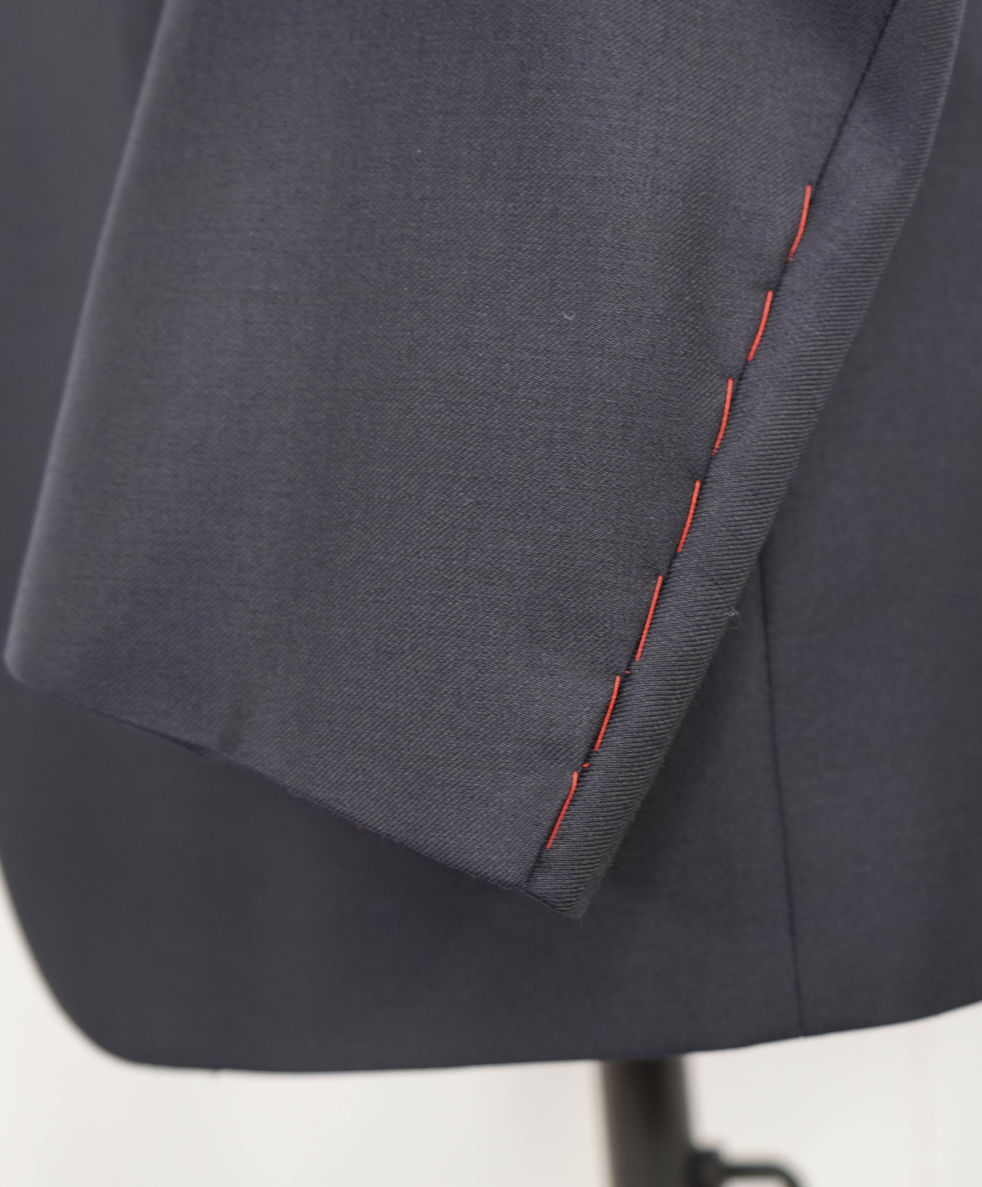 $4,595 ISAIA - "AQUASPIDER" Satin PEAK LAPEL Navy Blue Wool Tuxedo - 40R