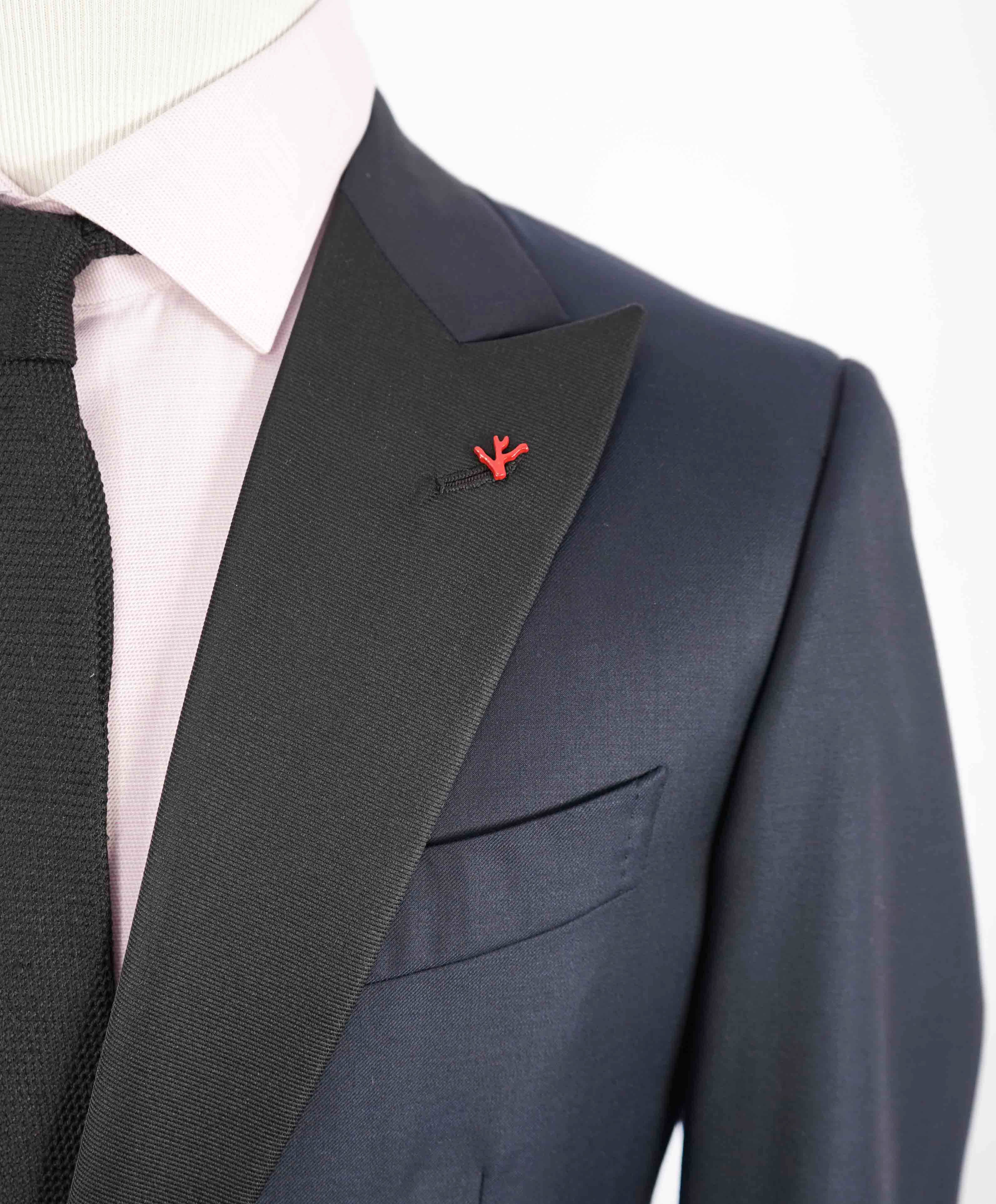 $4,595 ISAIA - "AQUASPIDER" Satin PEAK LAPEL Navy Blue Wool Tuxedo - 40R