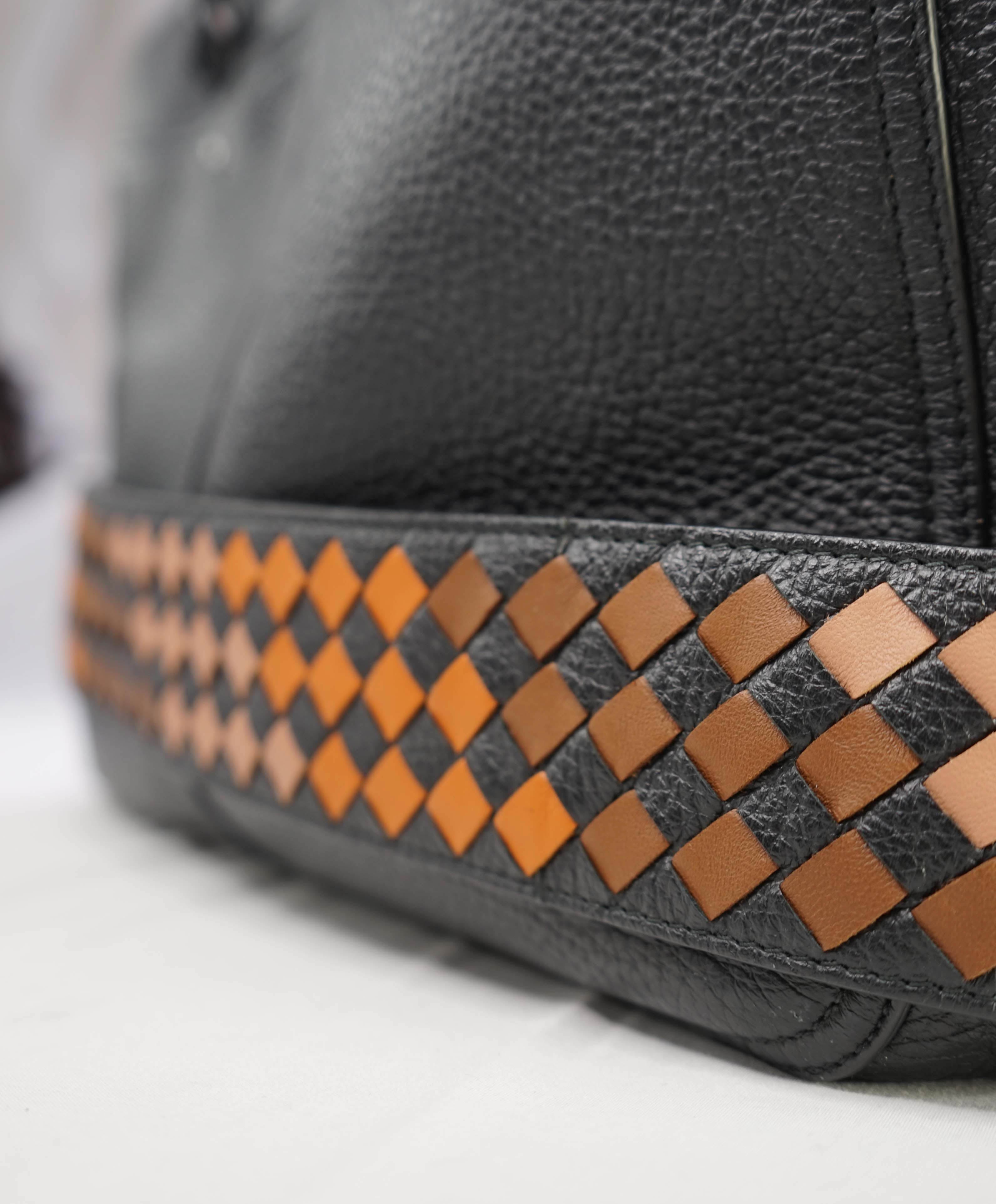 $4,250 BOTTEGA VENETA - 48 Hour Large Leather Woven Black Bag