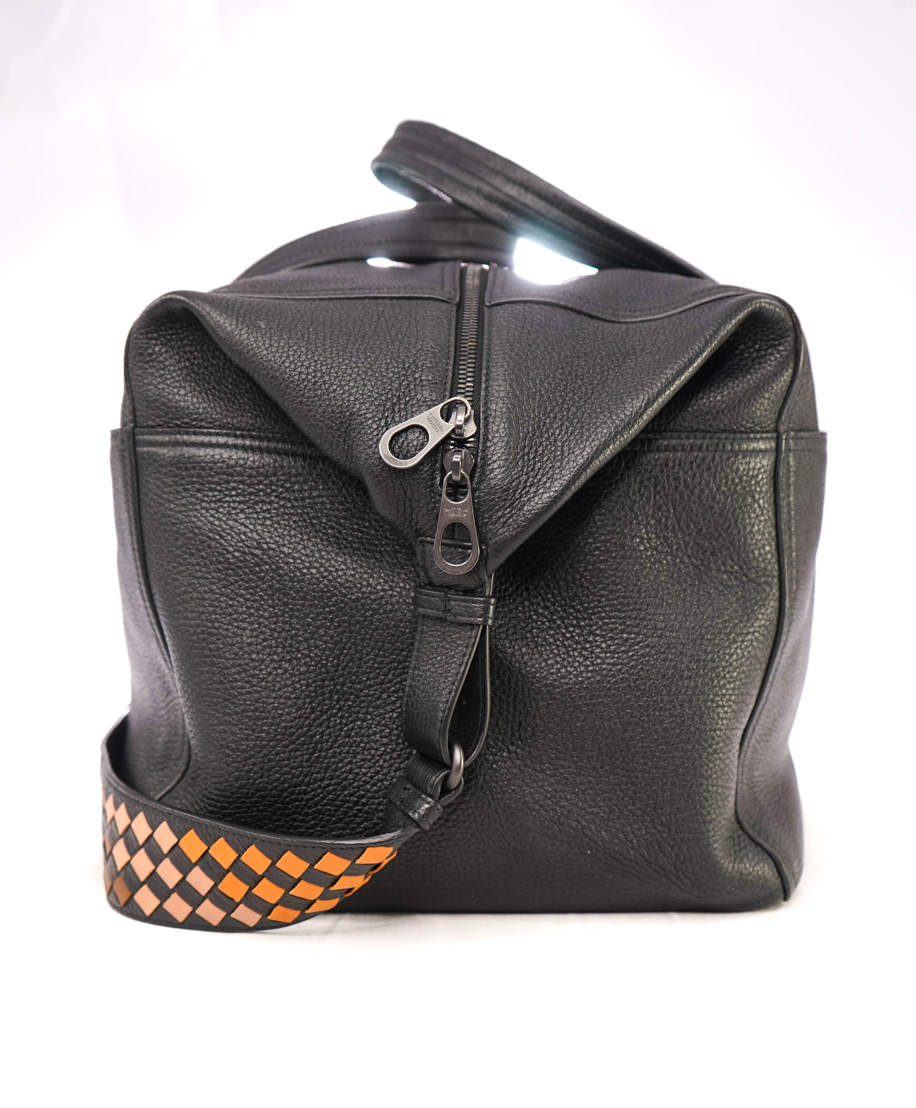 $4,250 BOTTEGA VENETA - 48 Hour Large Leather Woven Black Bag