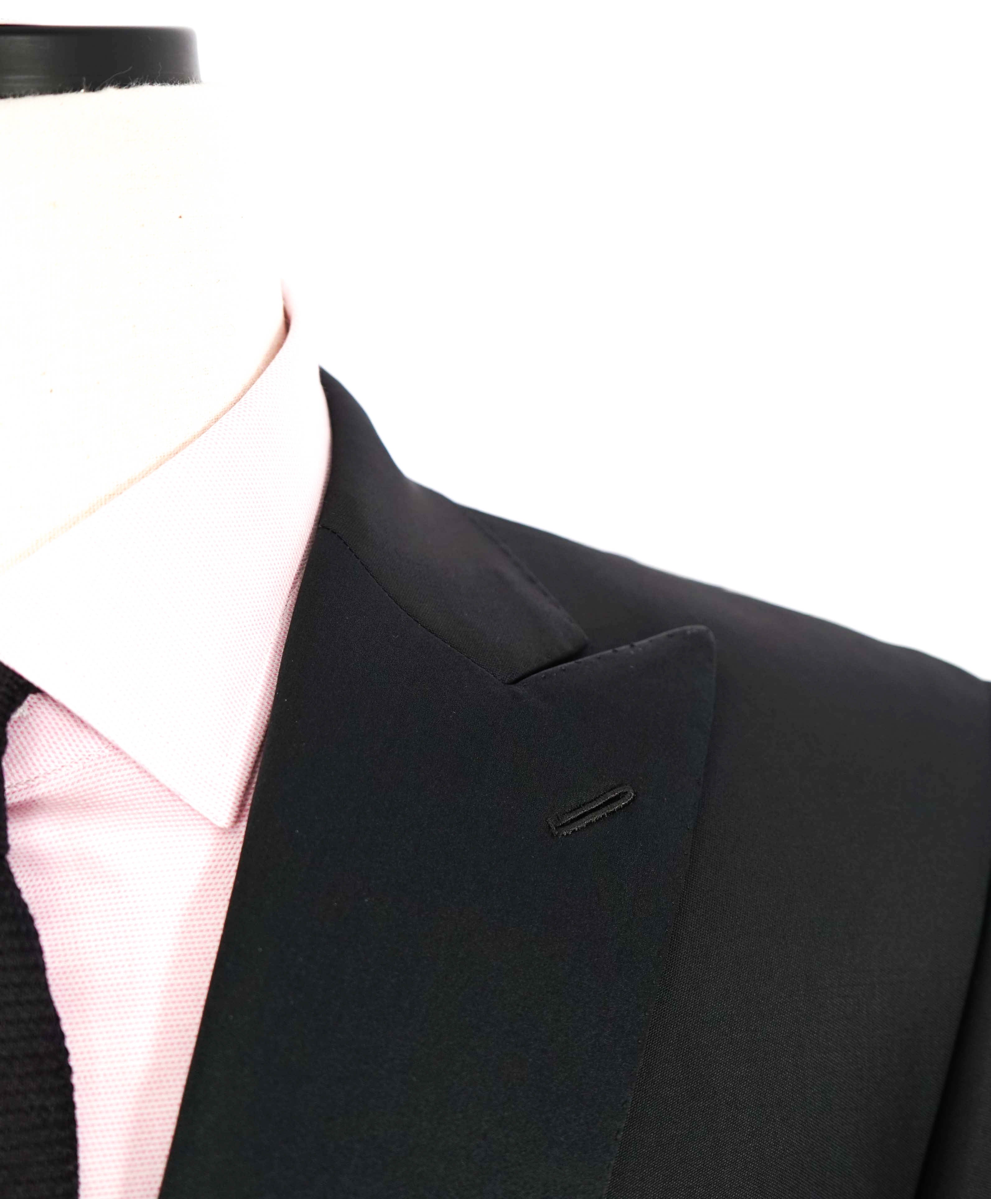 $6,270 BRIONI - *CELEB FAVORITE* Hand Made Italy Black Peak Lapel Tuxedo - 42R